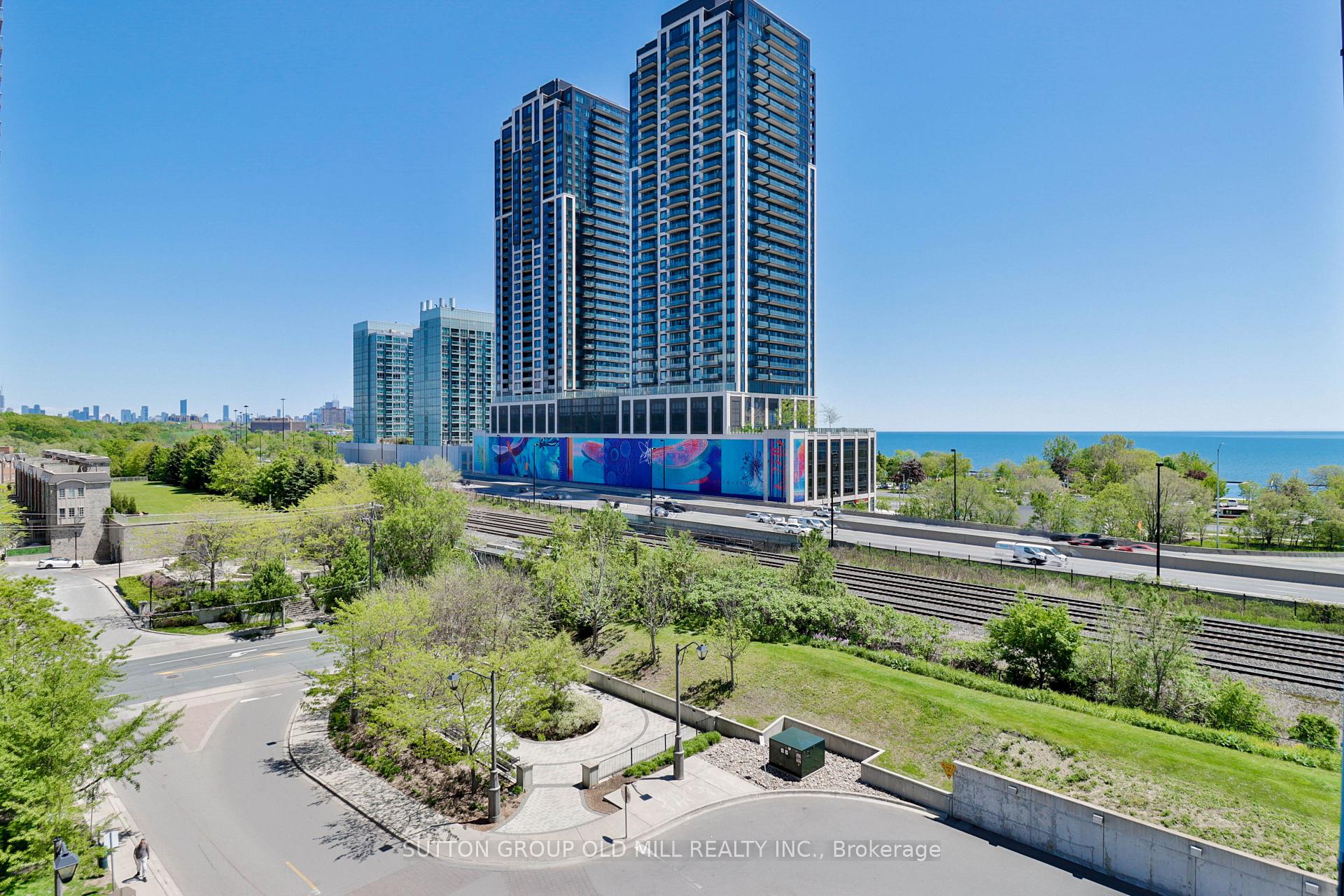 Photo 27 of Unit 602, 103 The Queensway, Toronto, High Park-Swansea — HOMEH