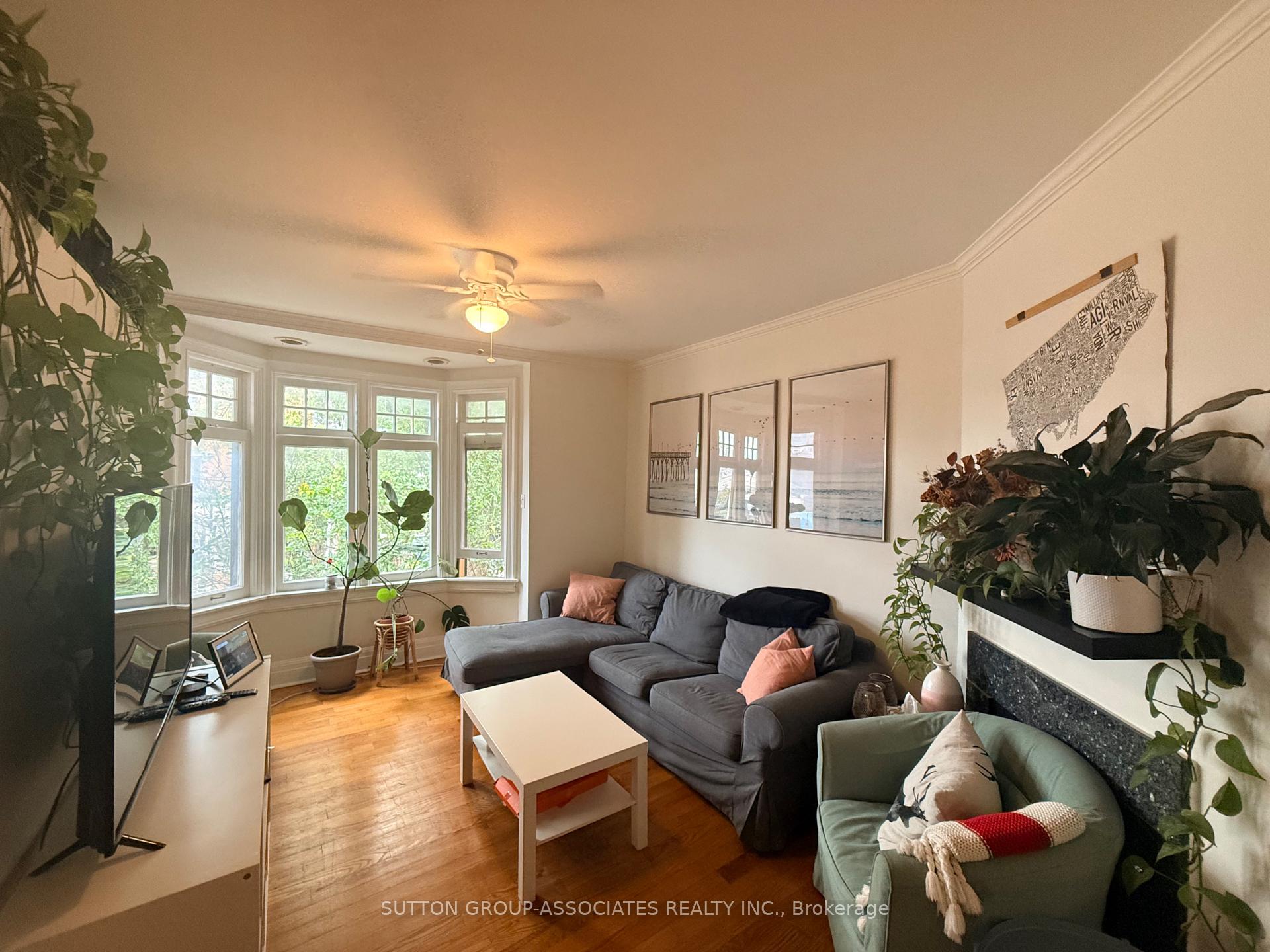 Photo 3 of Unit Upper, 184 Madison Avenue, Toronto, The Annex — HOMEH