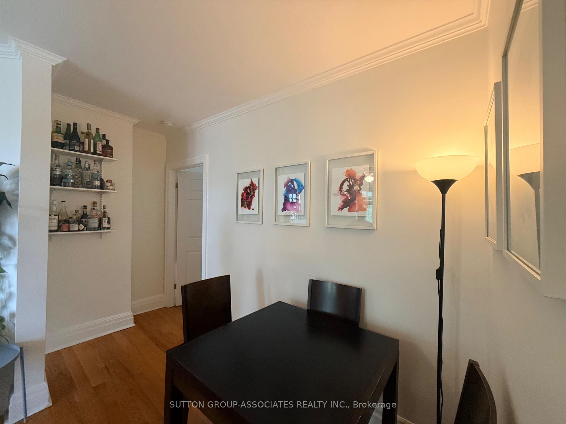 Photo 8 of Unit Upper, 184 Madison Avenue, Toronto, The Annex — HOMEH