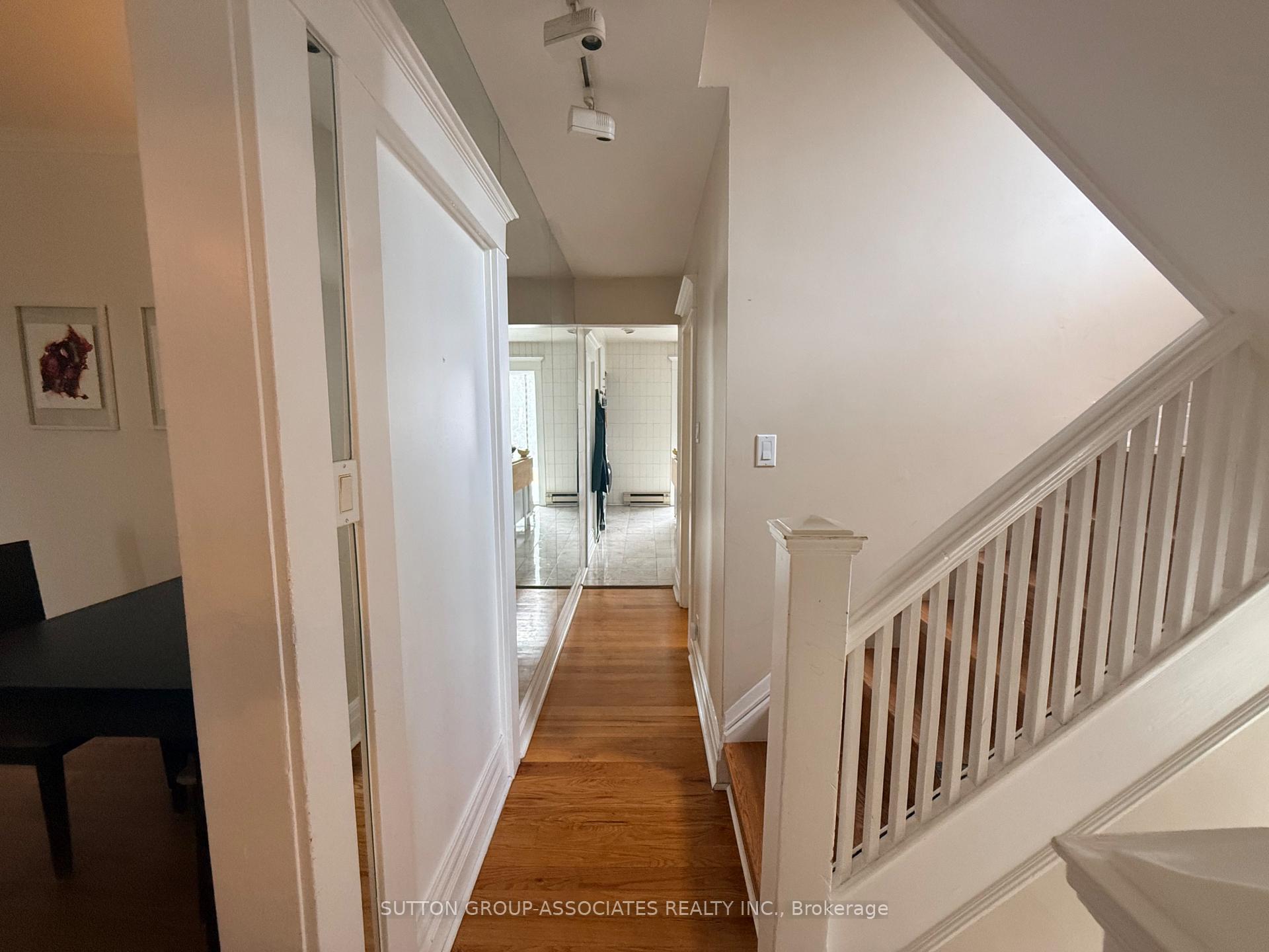 Photo 15 of Unit Upper, 184 Madison Avenue, Toronto, The Annex — HOMEH