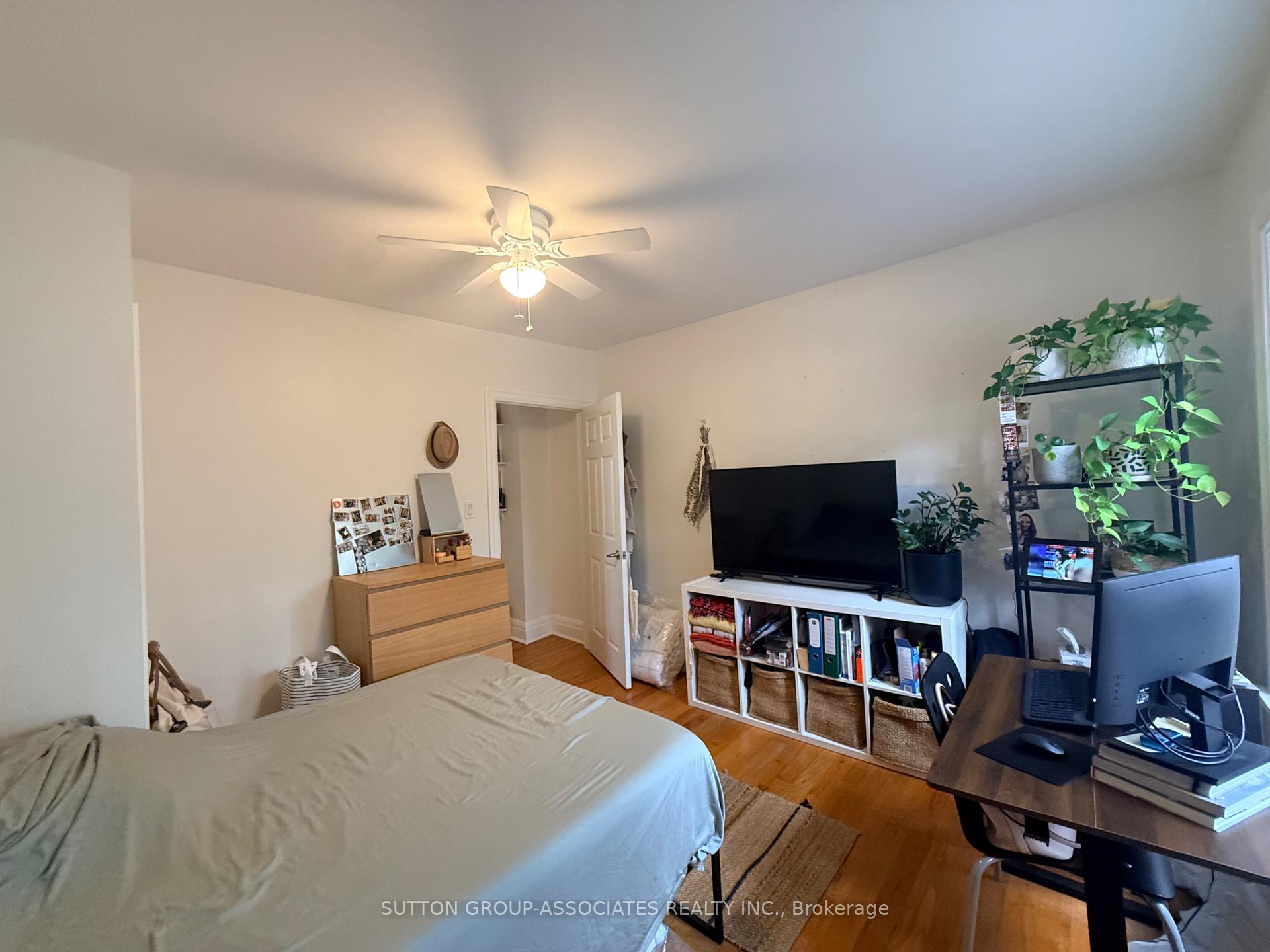 Photo 22 of Unit Upper, 184 Madison Avenue, Toronto, The Annex — HOMEH