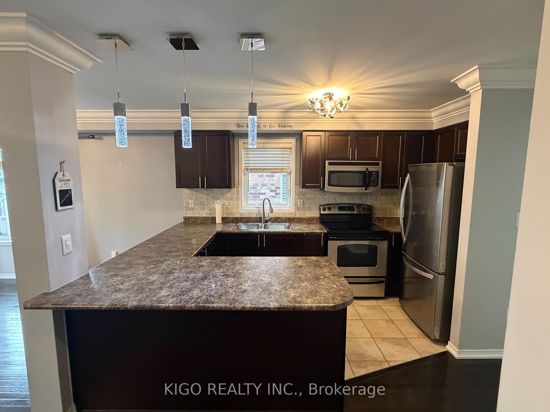 Photo 7 of 21 Summerside Avenue, Whitby, Taunton North — HOMEH