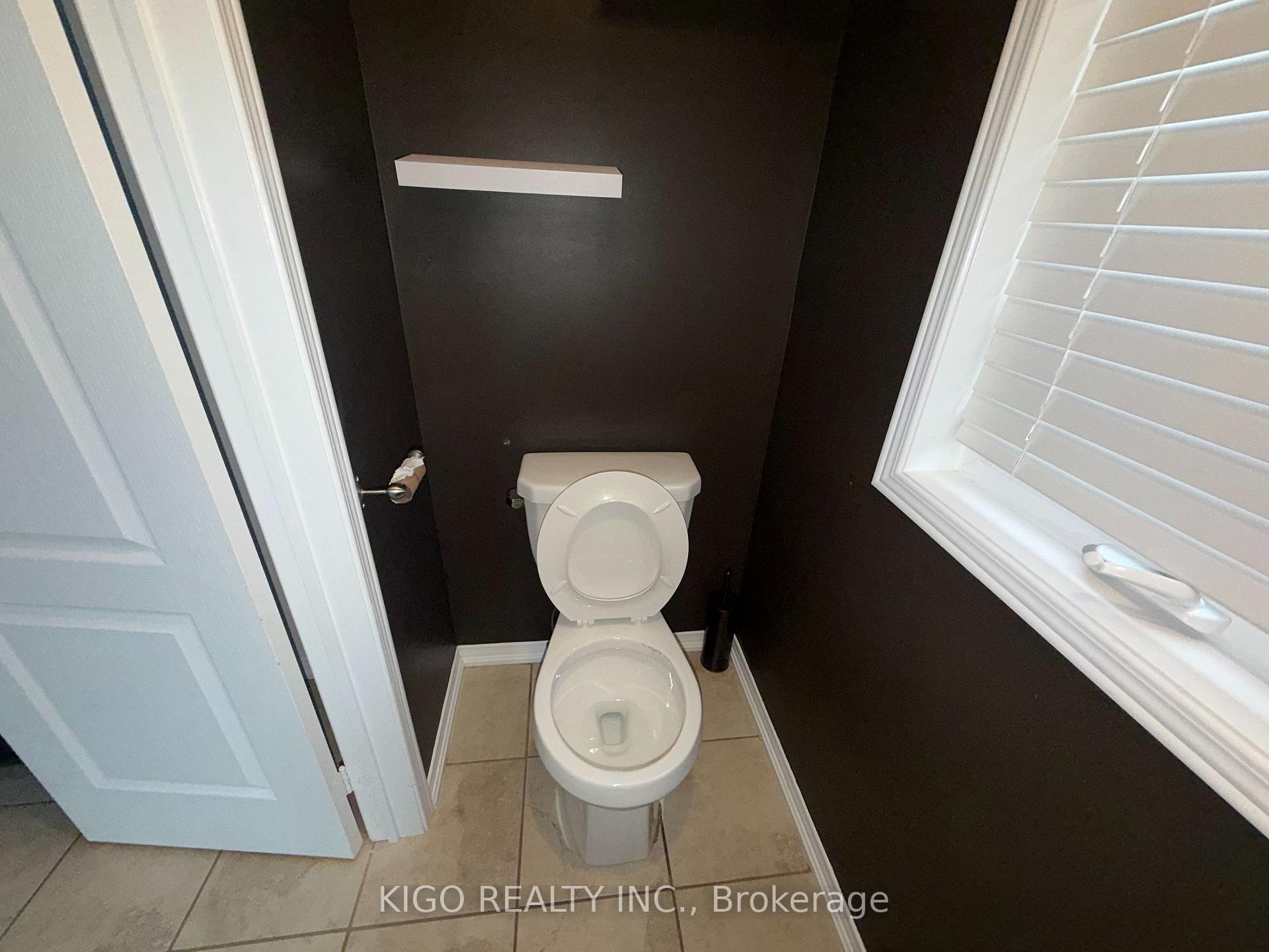 Photo 9 of 21 Summerside Avenue, Whitby, Taunton North — HOMEH