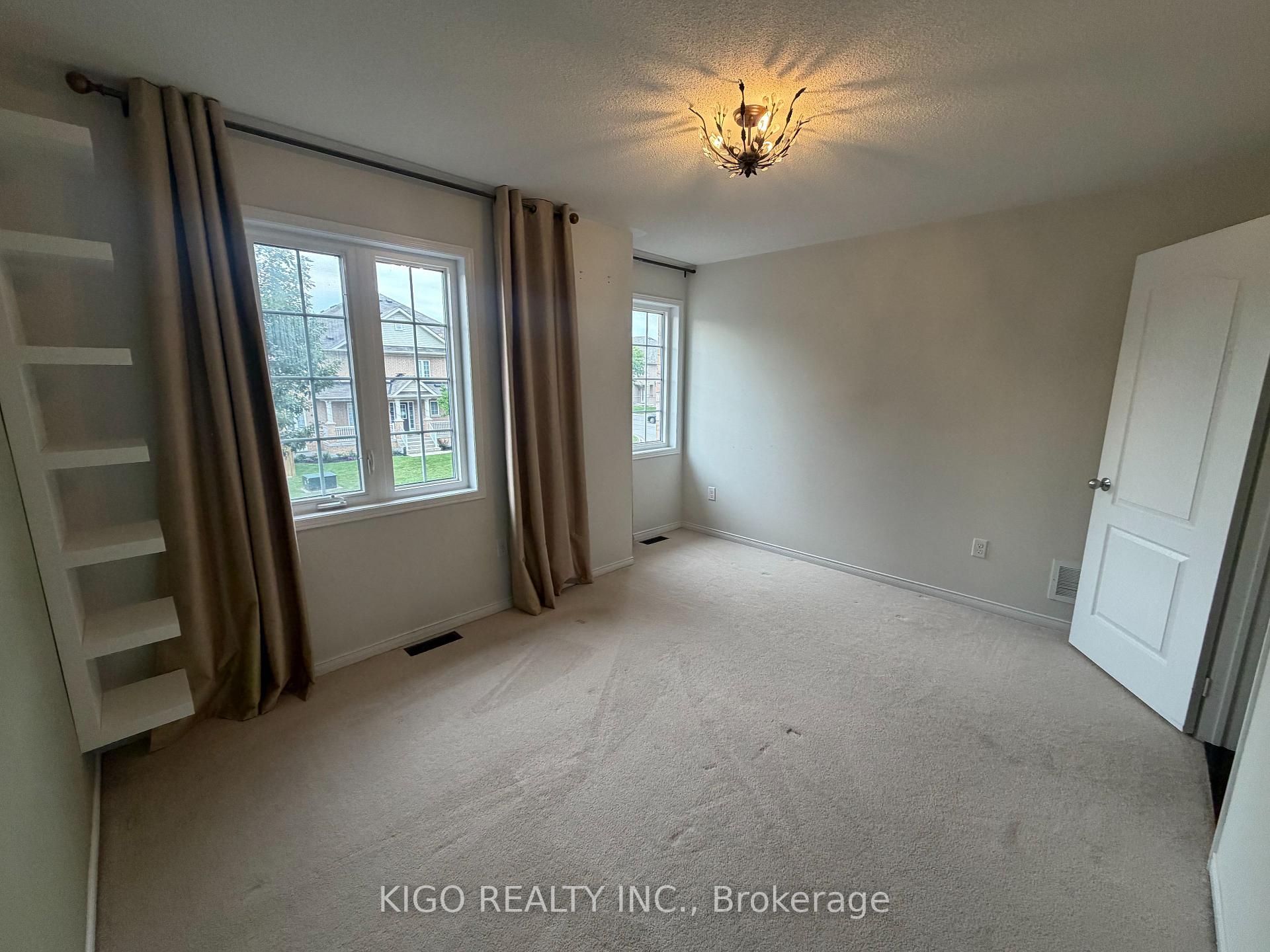 Photo 18 of 21 Summerside Avenue, Whitby, Taunton North — HOMEH