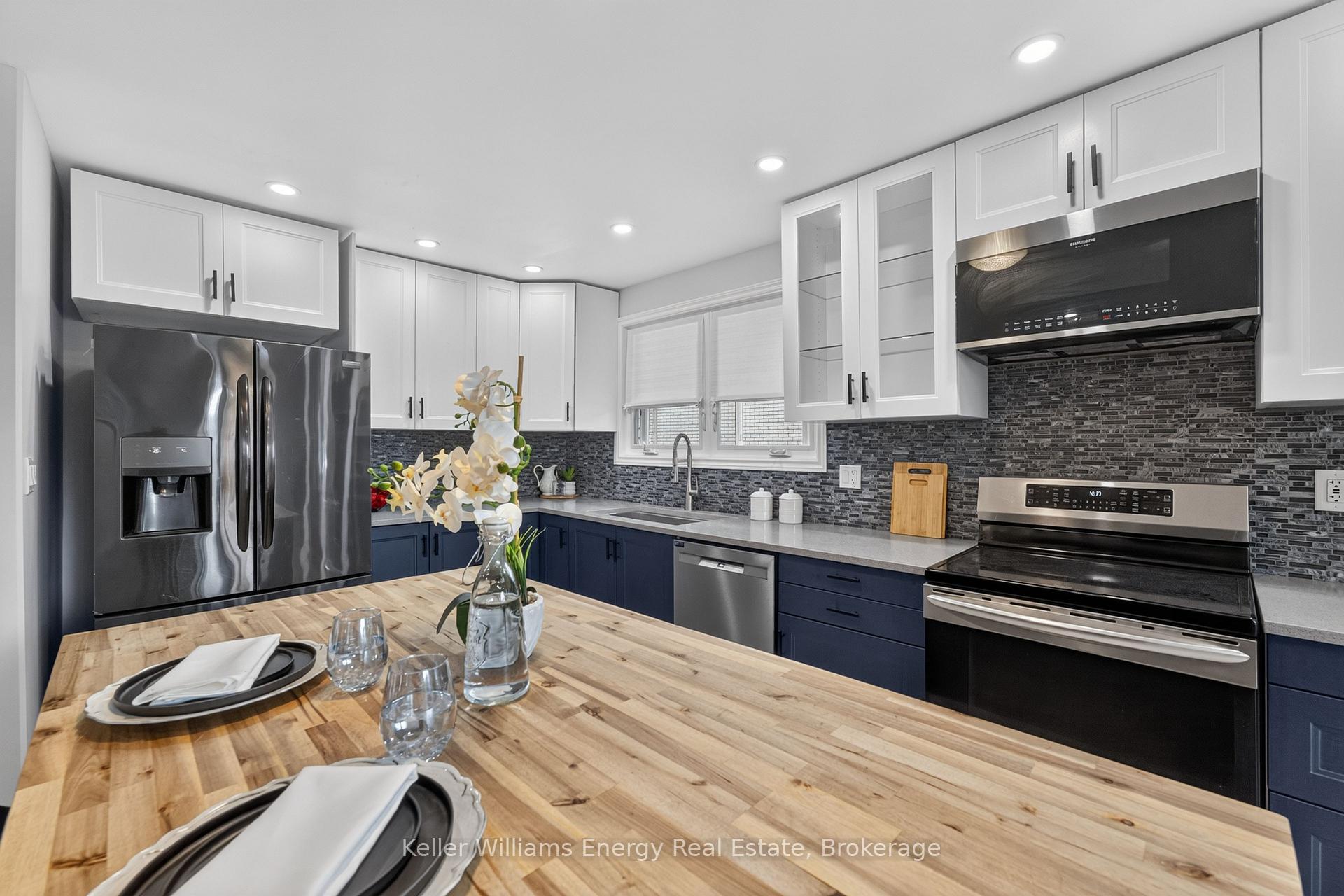 Photo 13 of 7 Glenarden Crescent, Belleville, Belleville Ward — HOMEH