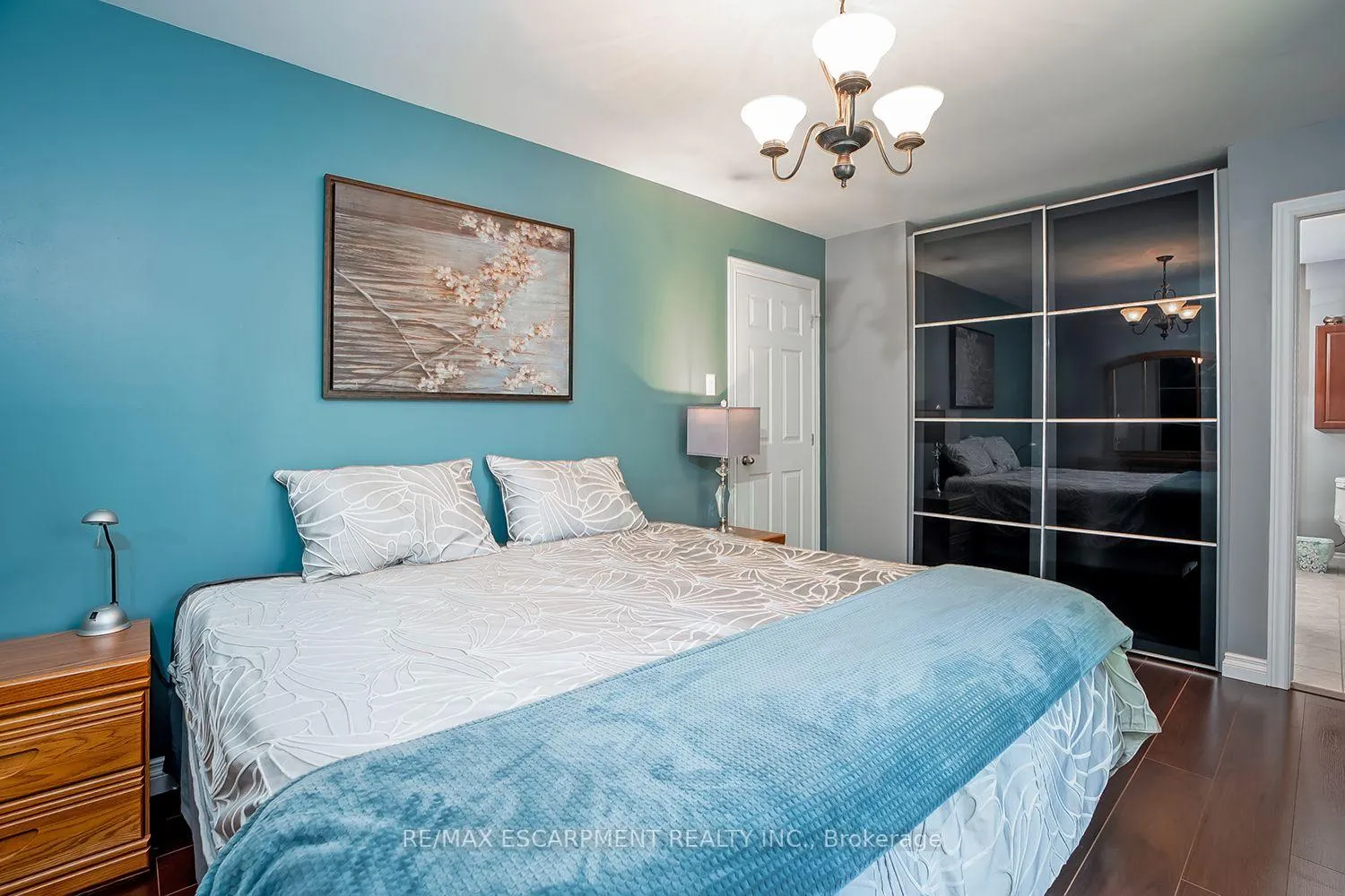 Photo 26 of 132 Hampton Heath Road, Burlington, Appleby — HOMEH