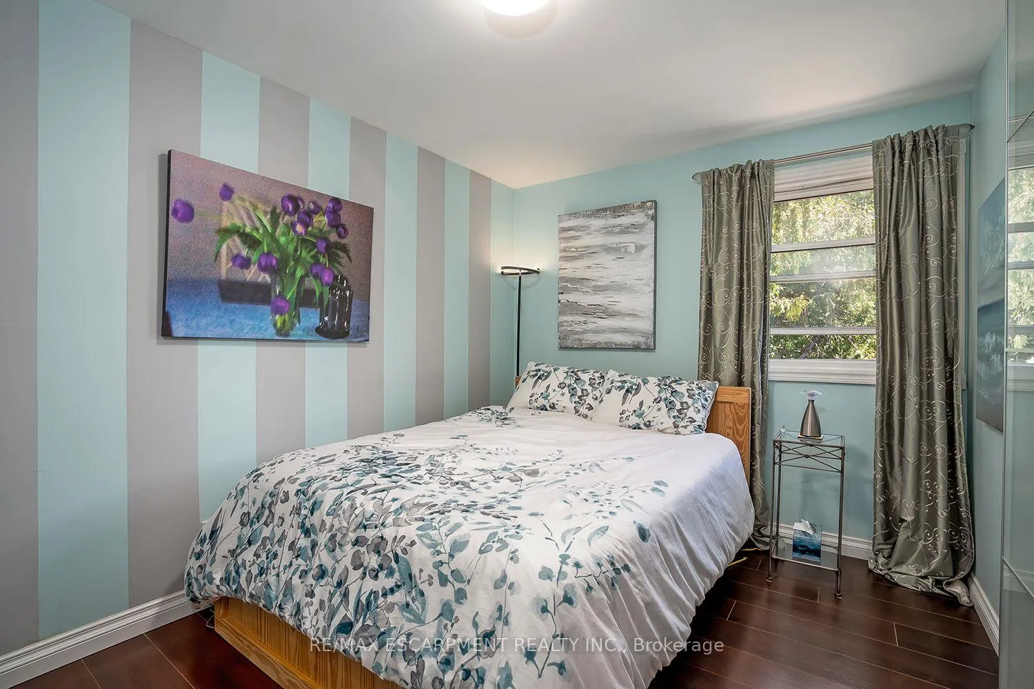 Photo 31 of 132 Hampton Heath Road, Burlington, Appleby — HOMEH