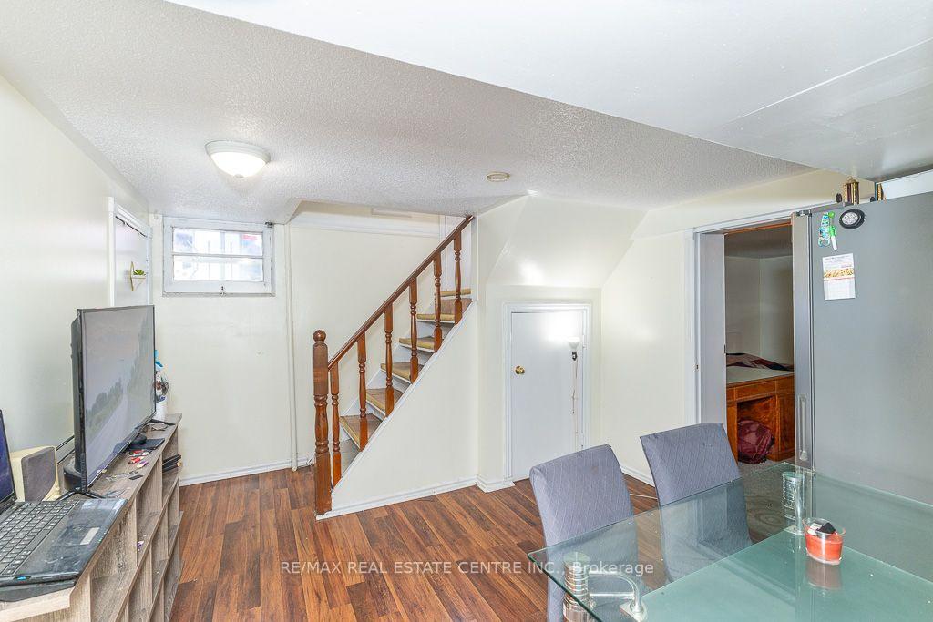 Photo 28 of 27 Innismore Crescent, Scarborough, Wexford-Maryvale — HOMEH