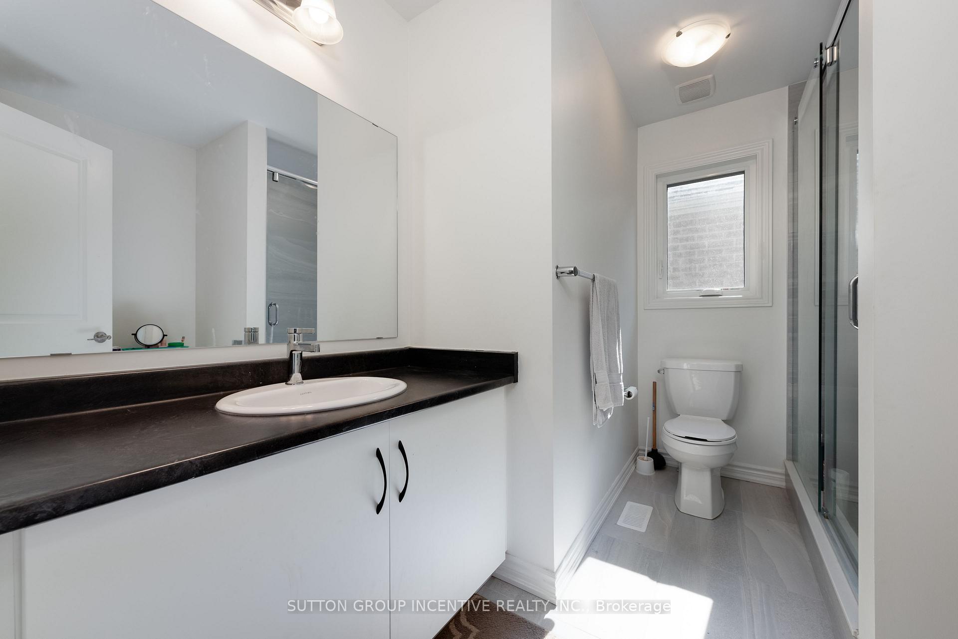 Photo 14 of 84 Shepherd Drive, Barrie, Rural Barrie Southeast — HOMEH