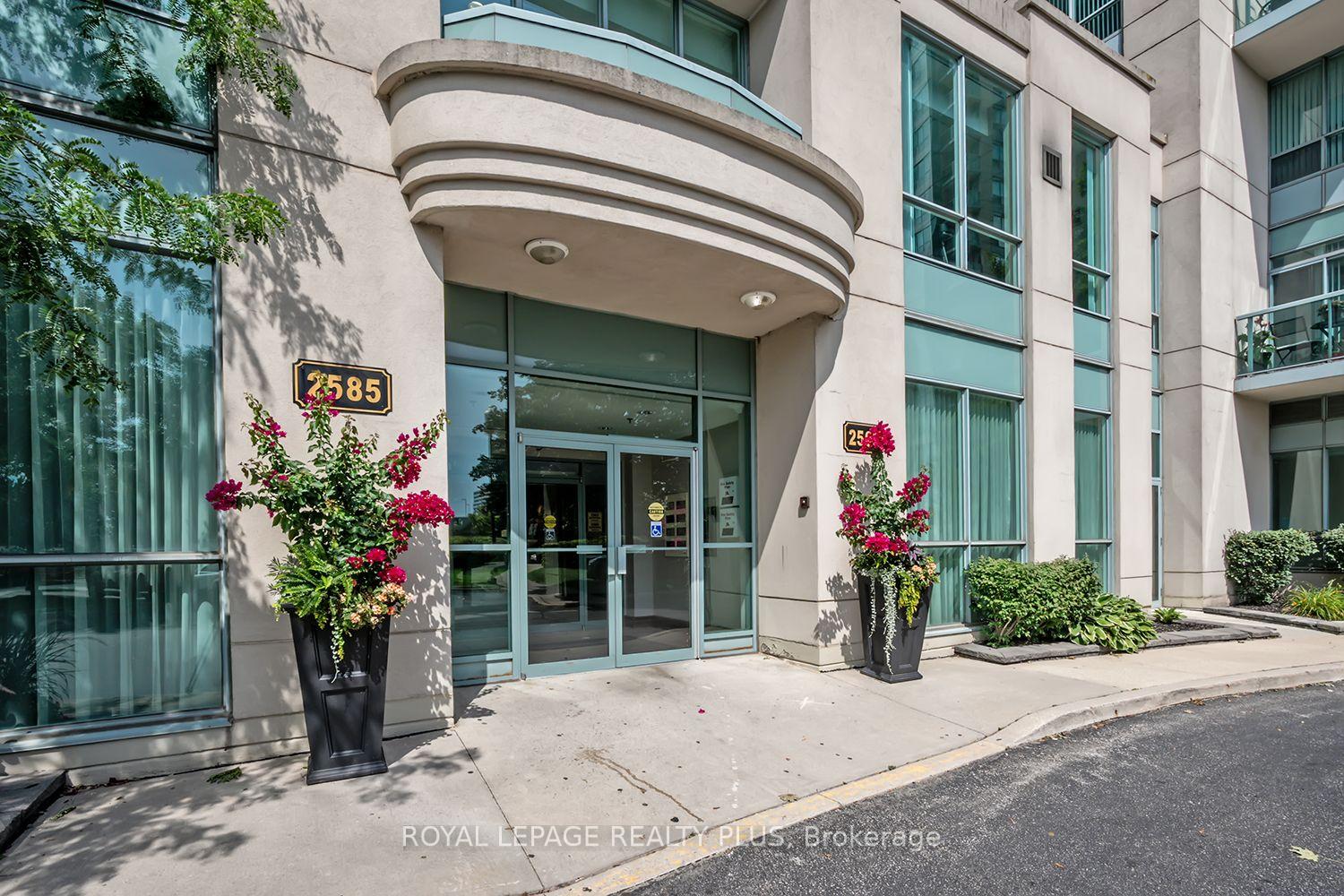 Photo 2 of Unit 1101, 2585 Erin Centre Boulevard, Mississauga, Central Erin Mills — HOMEH
