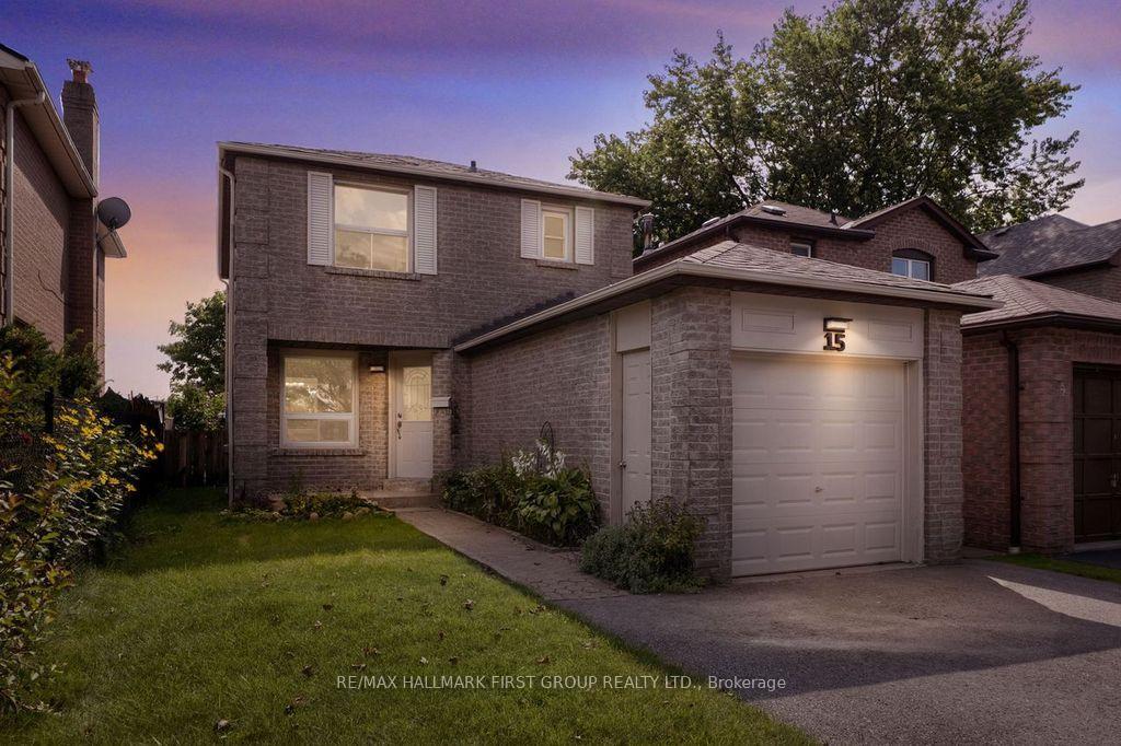 Photo 2 of 15 Millington Crescent, Ajax, Central — HOMEH