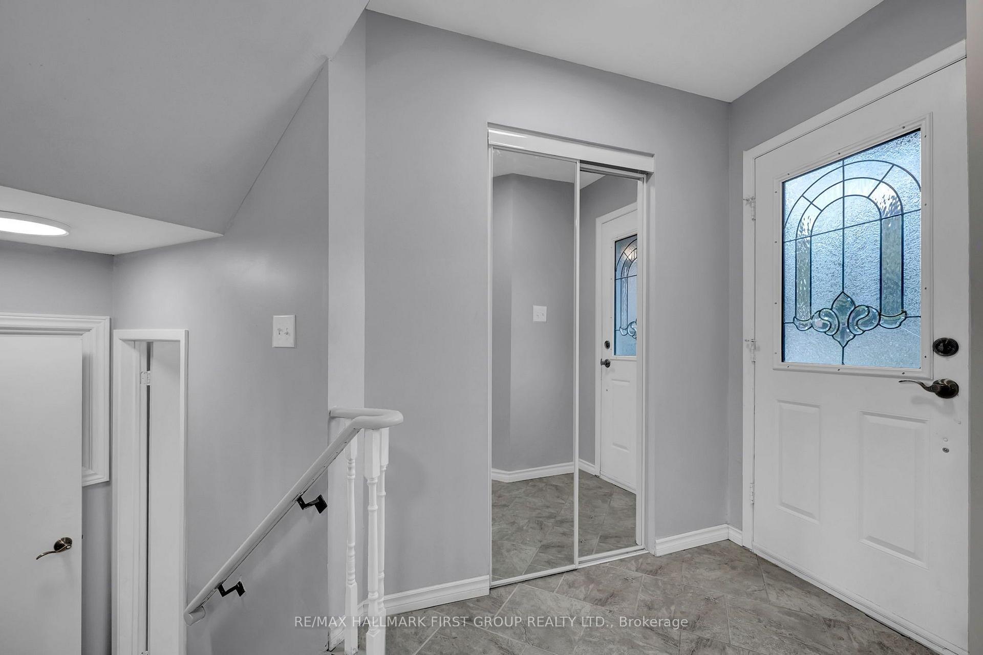 Photo 4 of 15 Millington Crescent, Ajax, Central — HOMEH