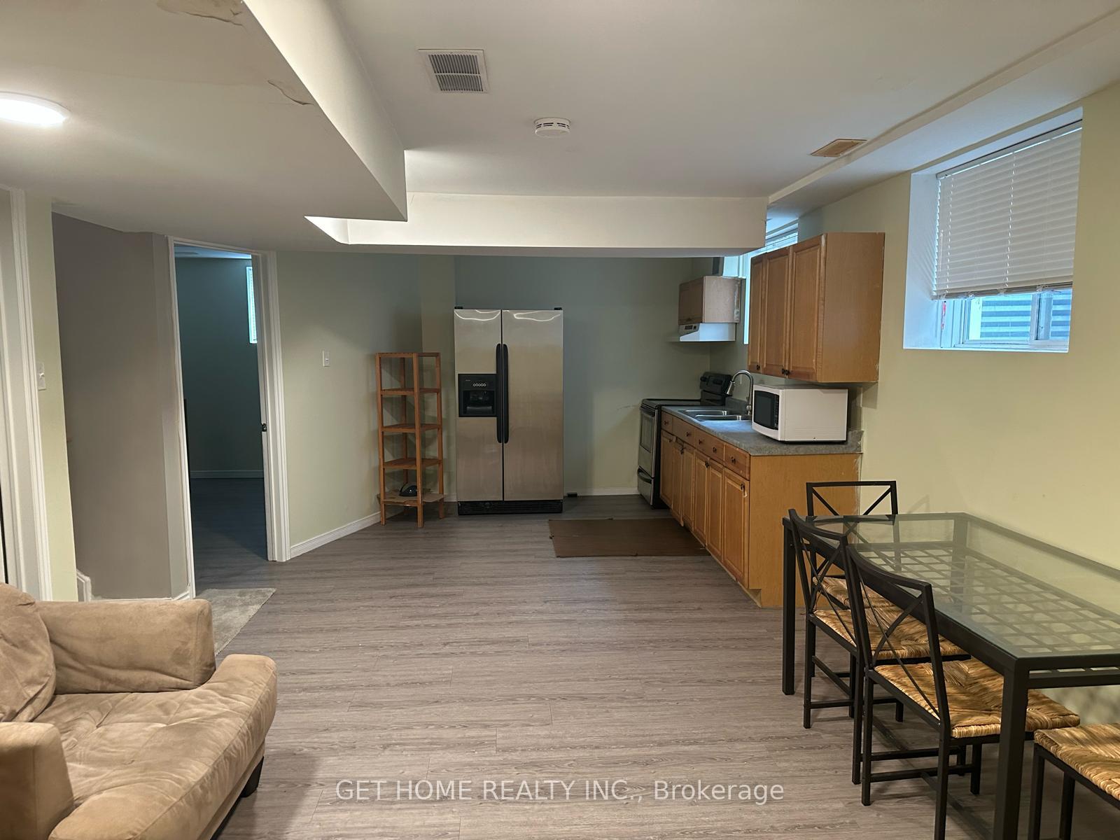 Photo 3 of Unit Bsmt, 5 Duck Lane, Guelph, Pineridge/Westminster Woods — HOMEH