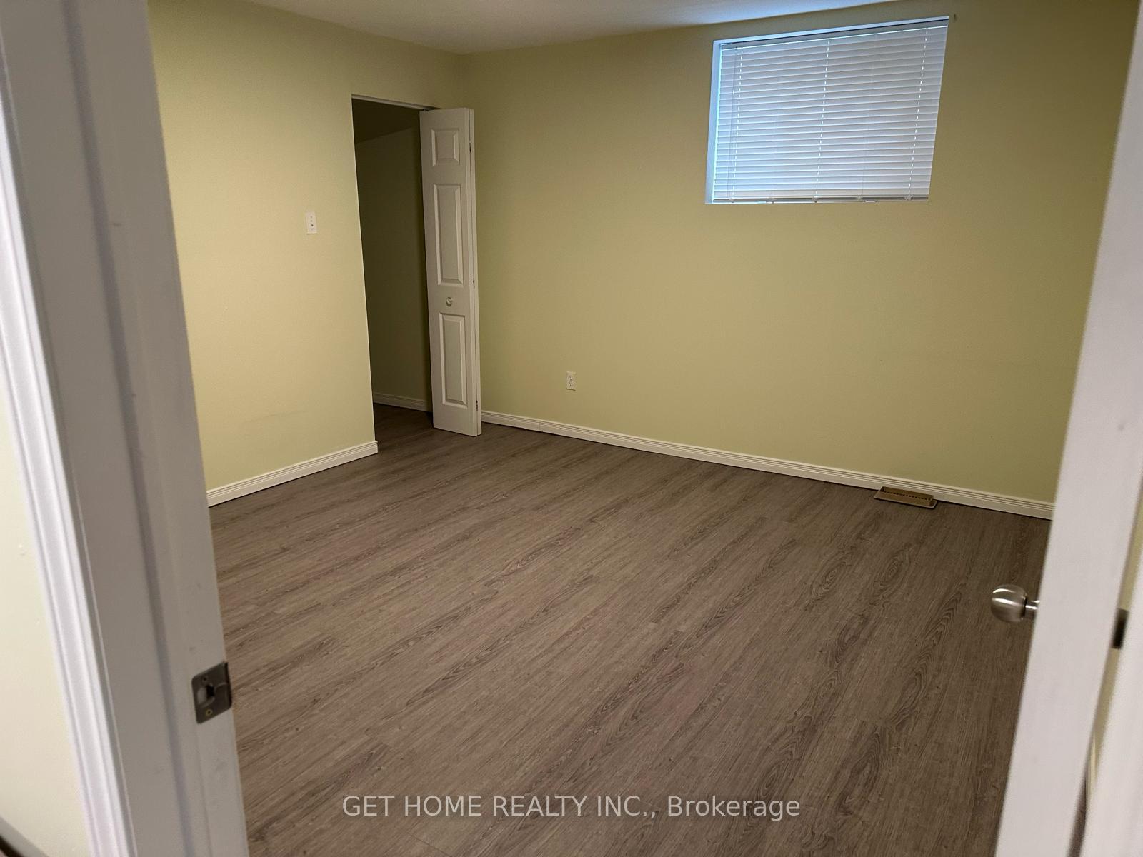 Photo 8 of Unit Bsmt, 5 Duck Lane, Guelph, Pineridge/Westminster Woods — HOMEH