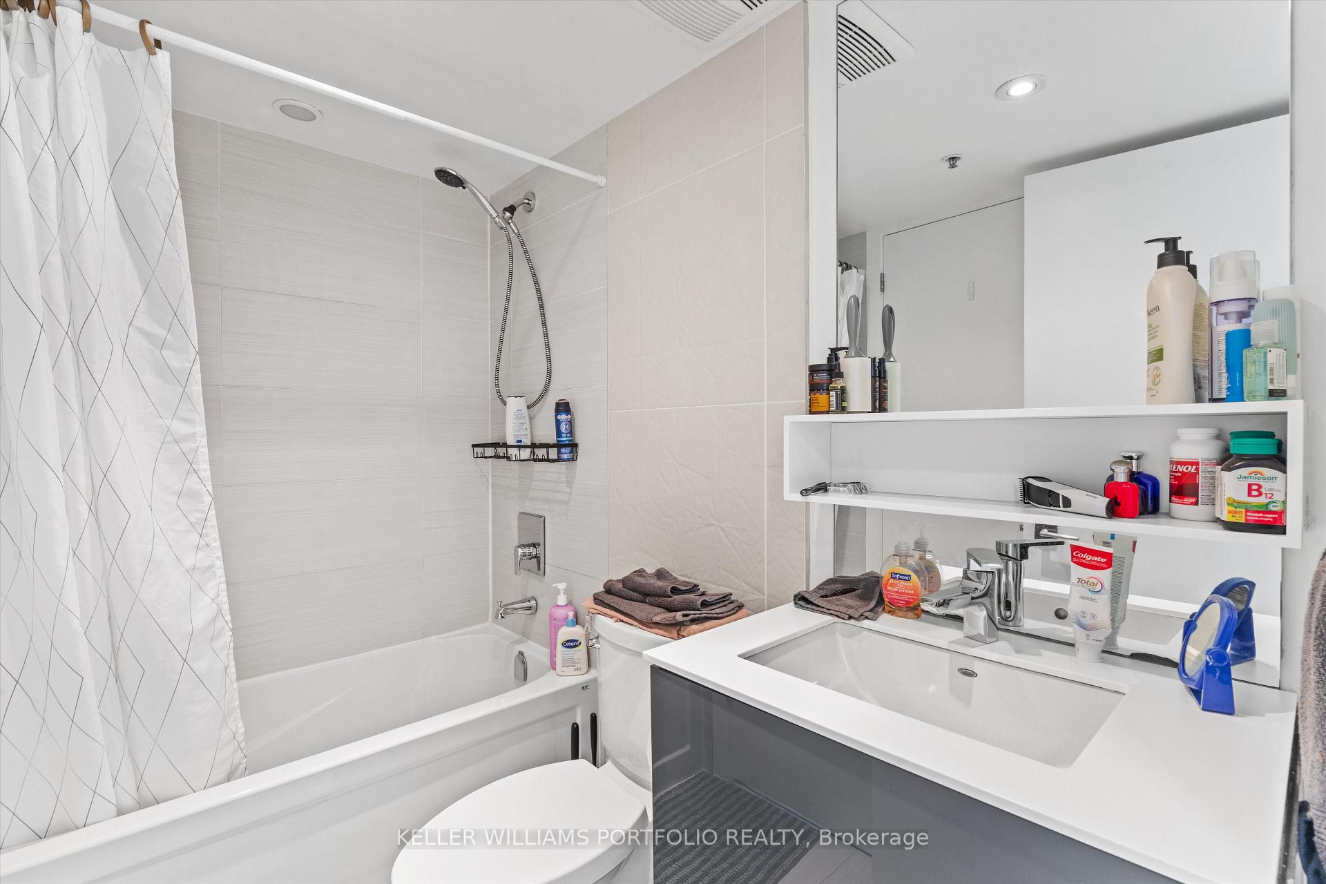 Photo 11 of Unit 404, 109 Wolseley Street, Toronto, Trinity-Bellwoods — HOMEH