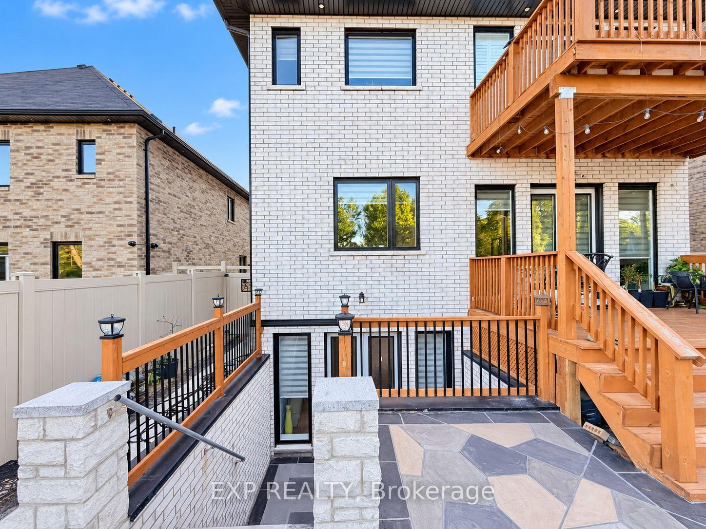 Photo 2 of 1606 Sandhurst Crescent, Pickering, Highbush — HOMEH