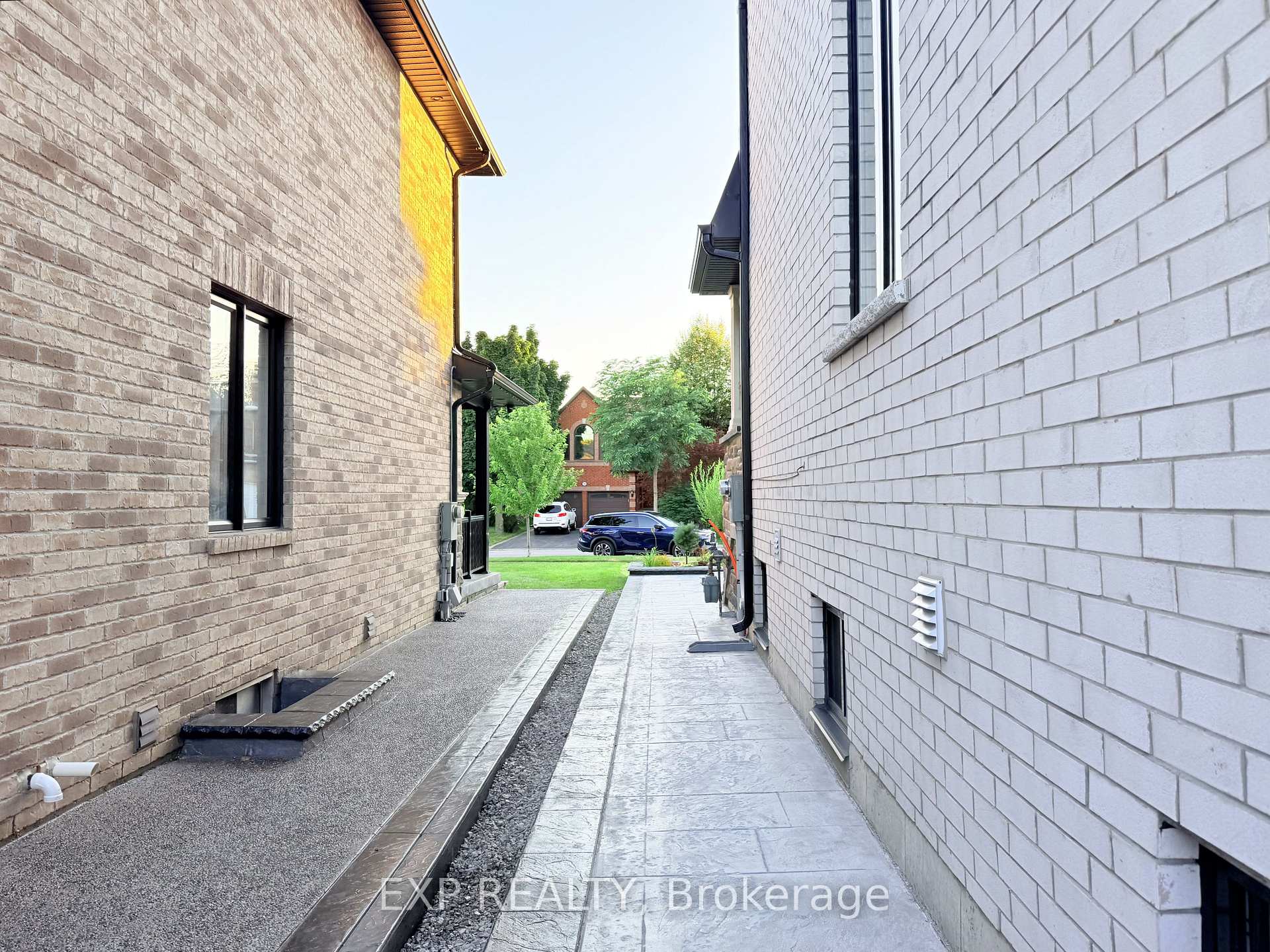 Photo 33 of 1606 Sandhurst Crescent, Pickering, Highbush — HOMEH