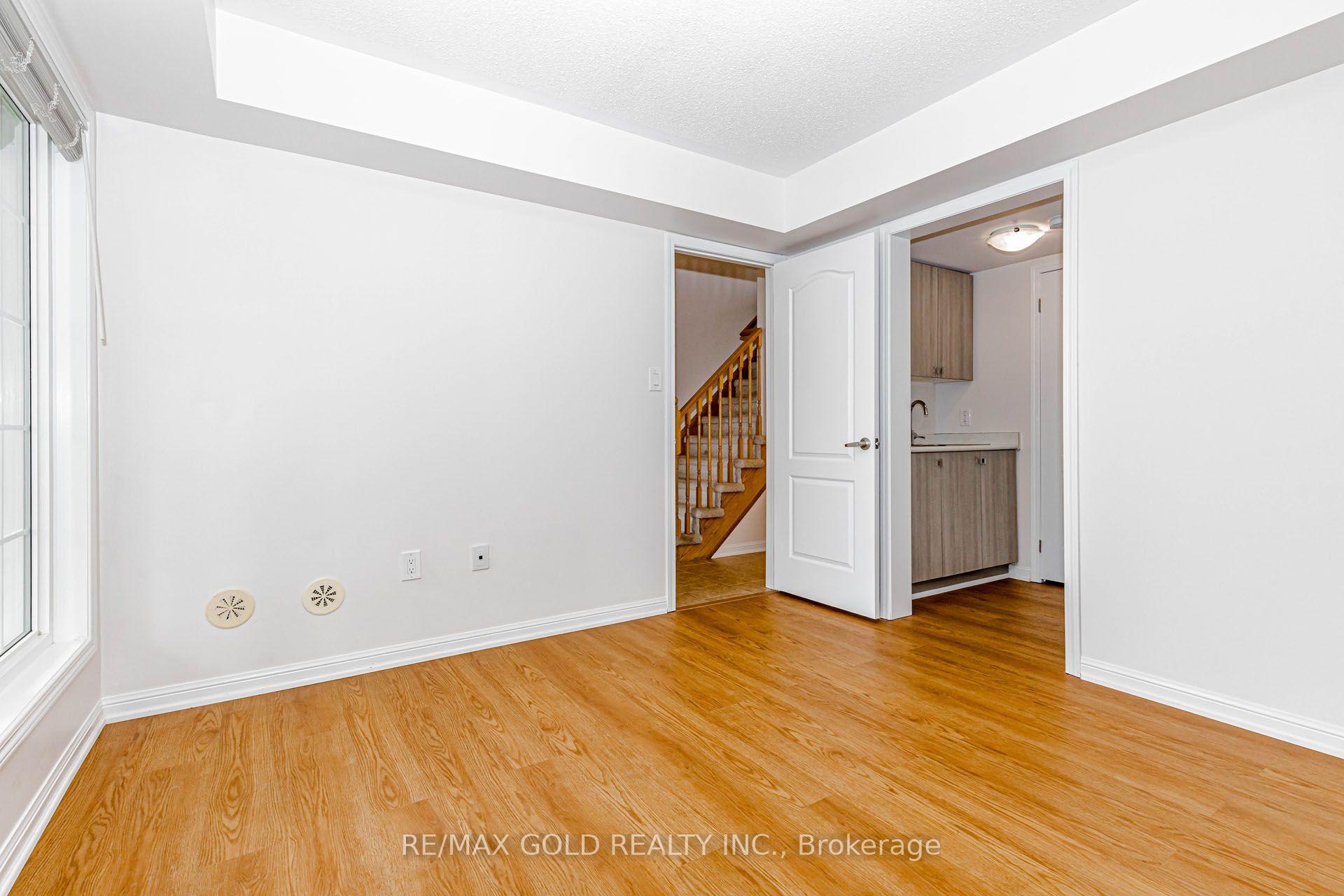 Photo 9 of 2486 William Jackson Drive, Pickering, Duffin Heights — HOMEH