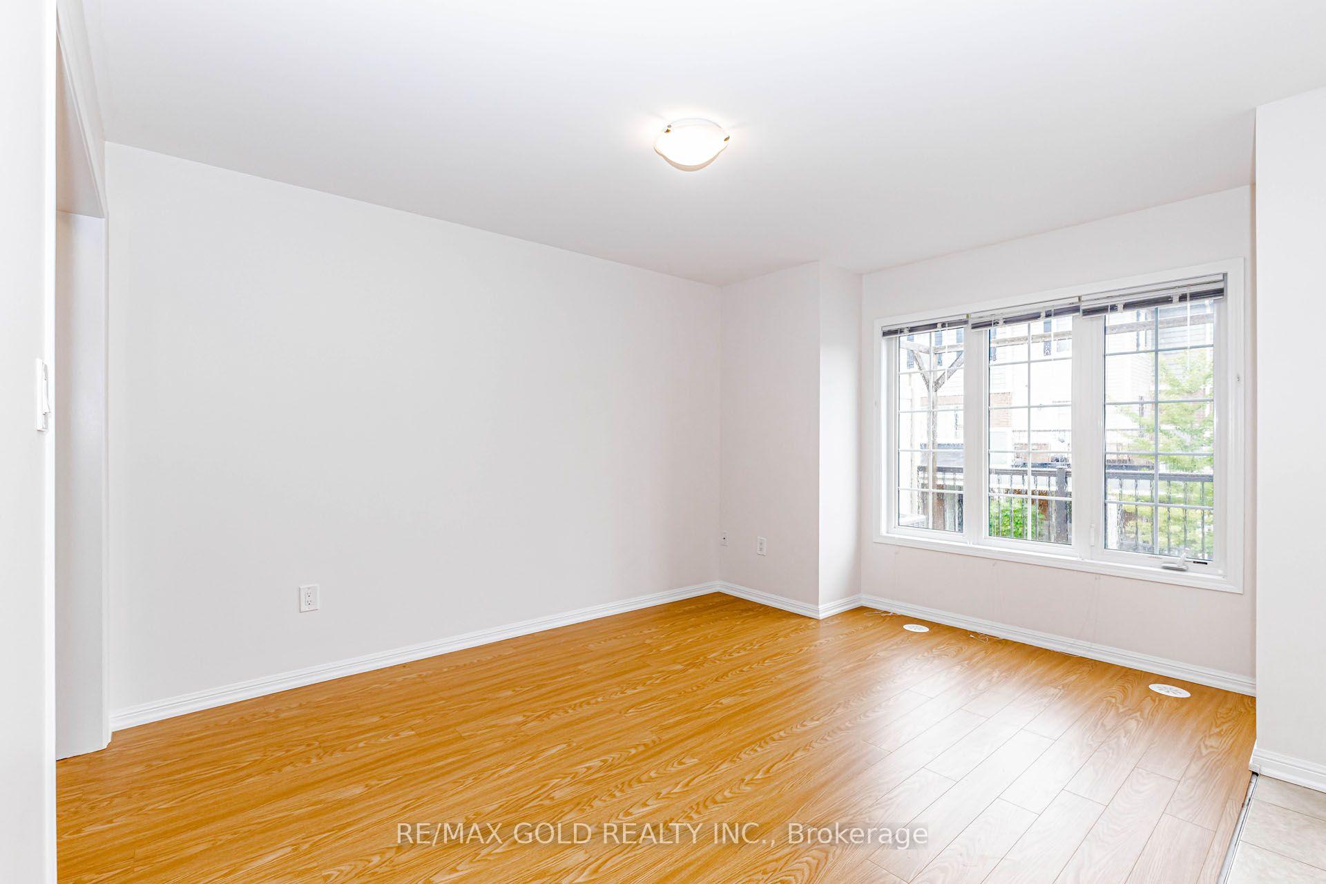 Photo 19 of 2486 William Jackson Drive, Pickering, Duffin Heights — HOMEH