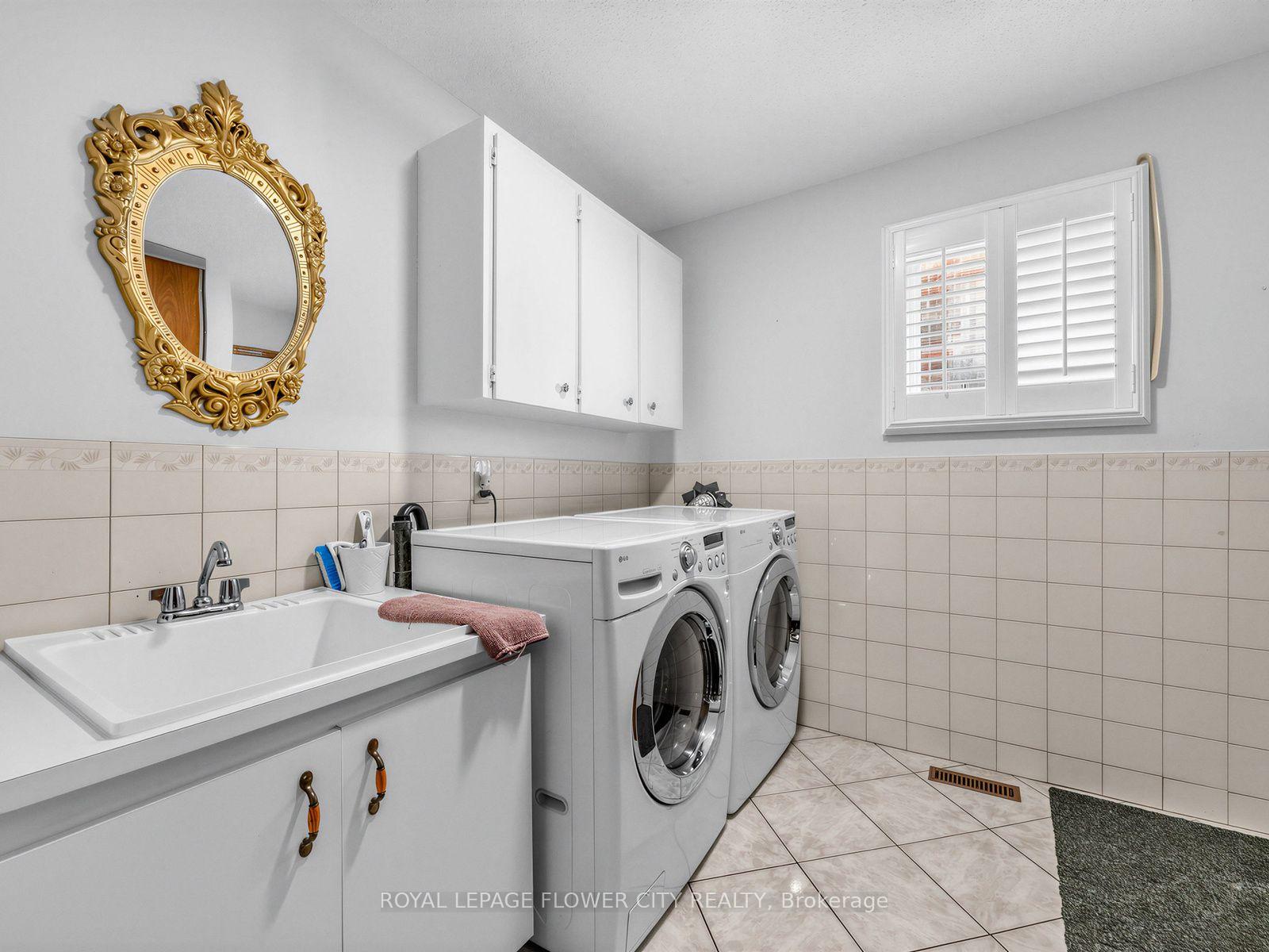 Photo 18 of 247 Vodden Street W, Brampton, Brampton West — HOMEH