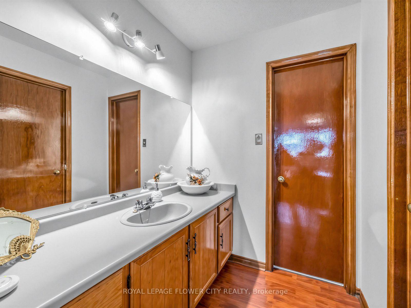 Photo 25 of 247 Vodden Street W, Brampton, Brampton West — HOMEH