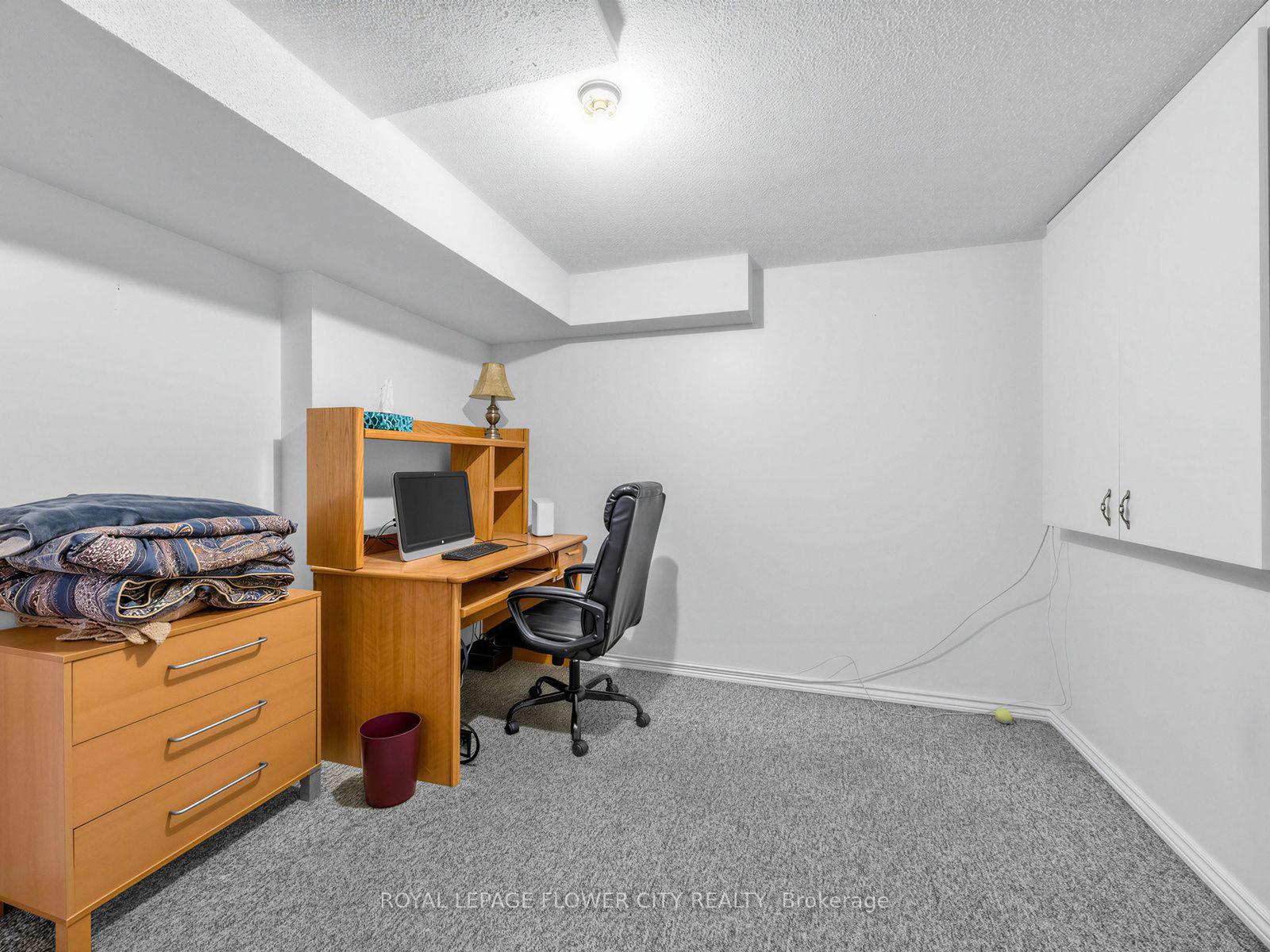 Photo 27 of 247 Vodden Street W, Brampton, Brampton West — HOMEH