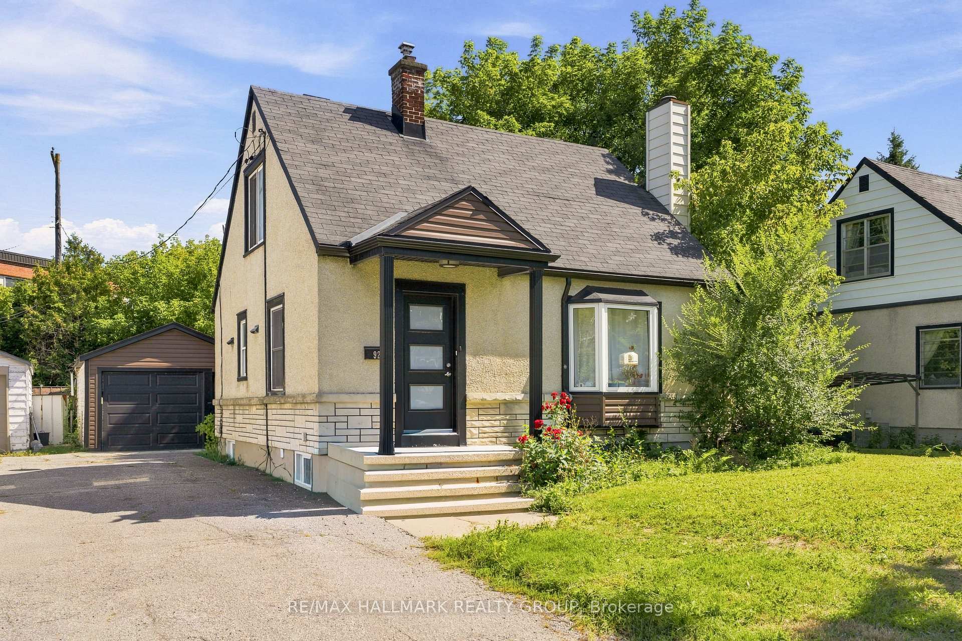 Photo 3 of 929 Merivale Road, Ottawa, Carlington — HOMEH