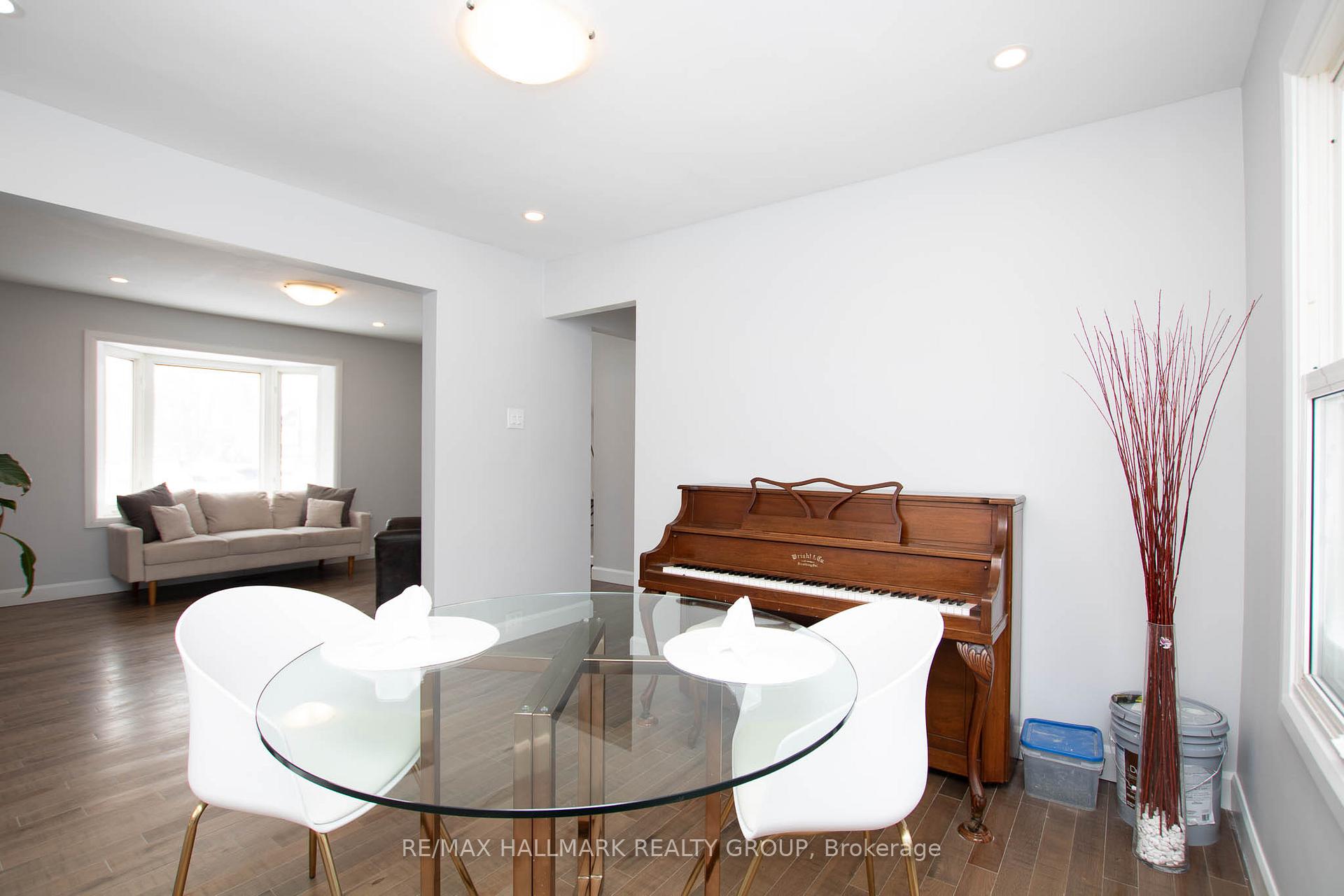Photo 10 of 929 Merivale Road, Ottawa, Carlington — HOMEH