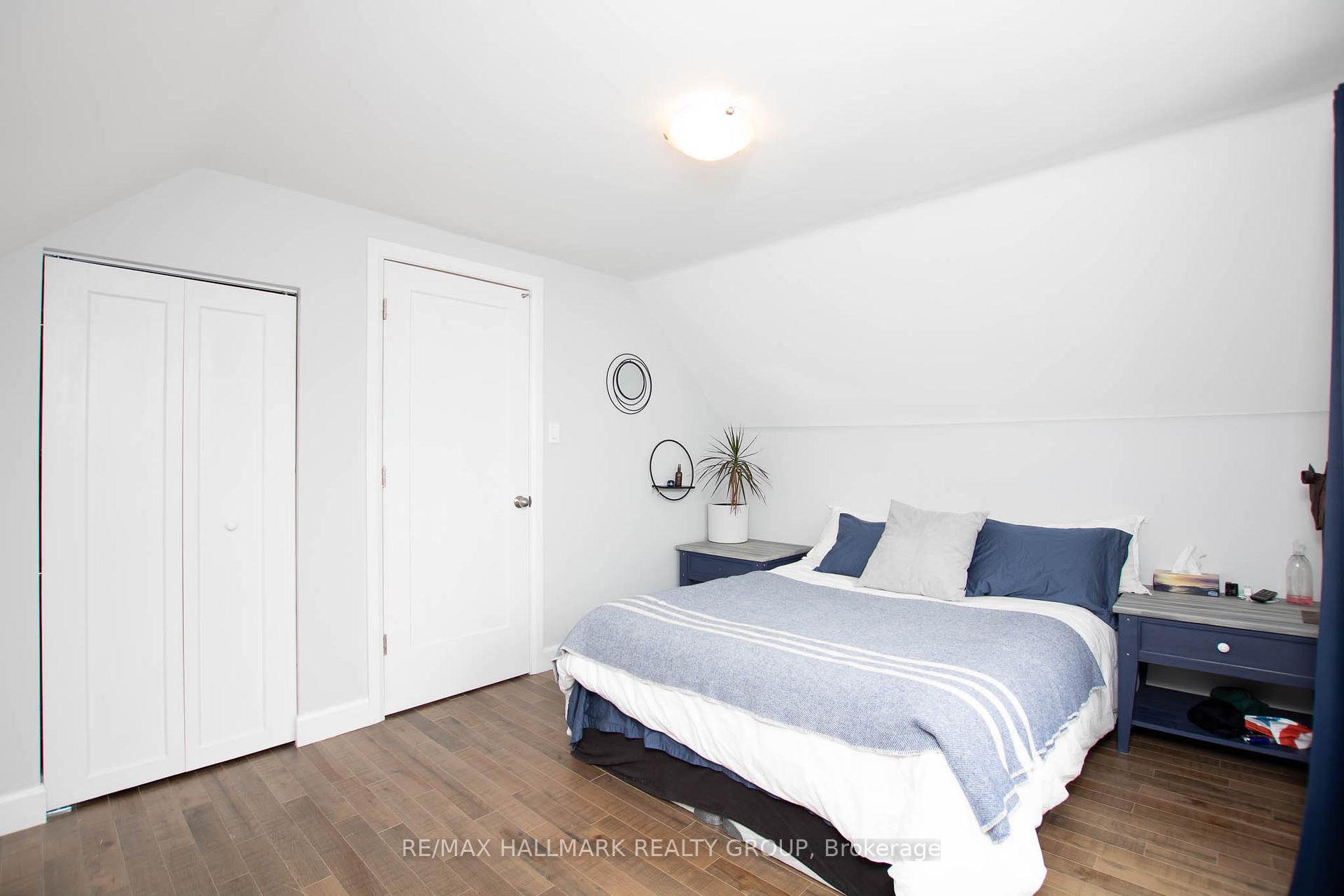 Photo 18 of 929 Merivale Road, Ottawa, Carlington — HOMEH