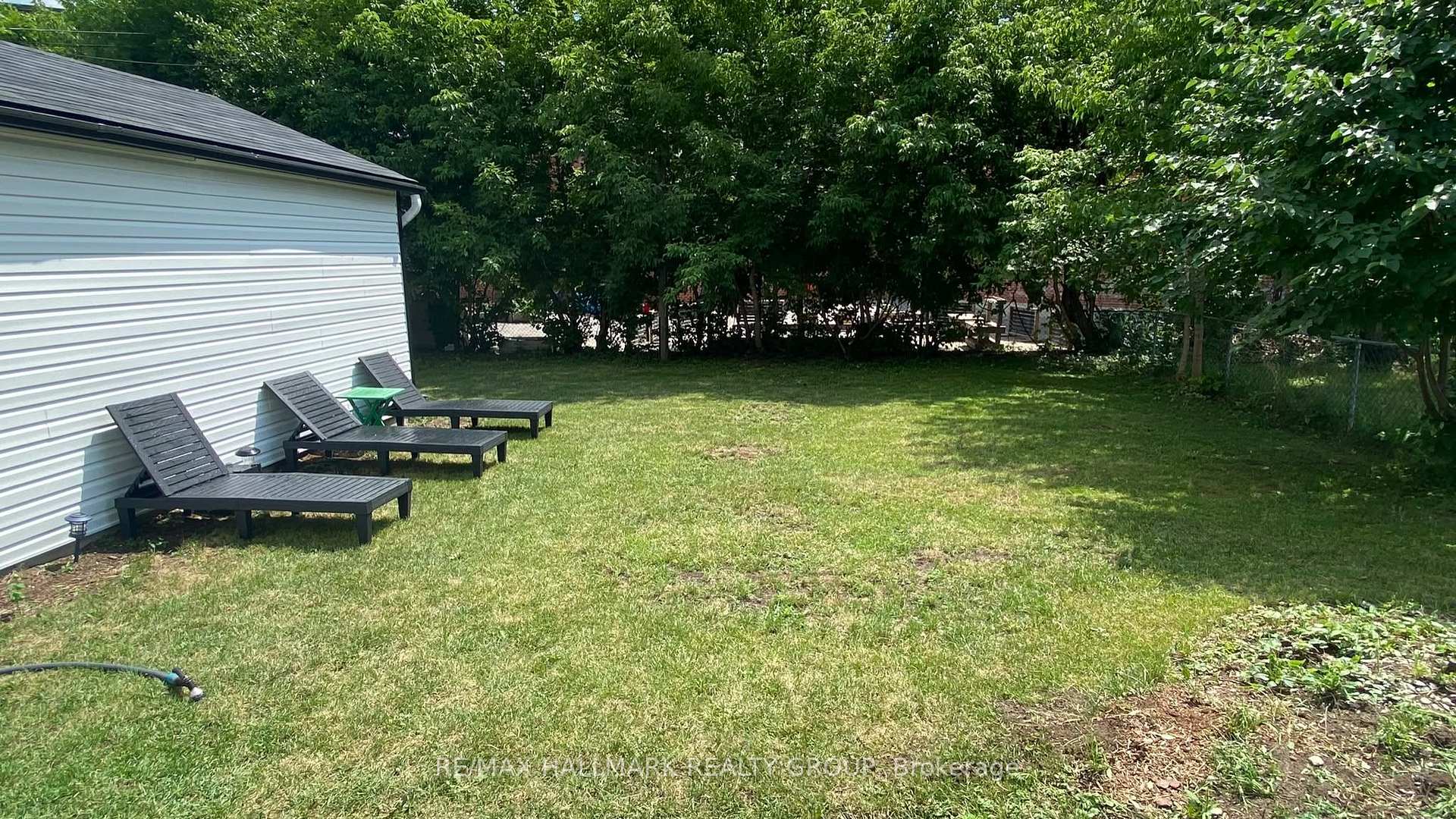 Photo 29 of 929 Merivale Road, Ottawa, Carlington — HOMEH