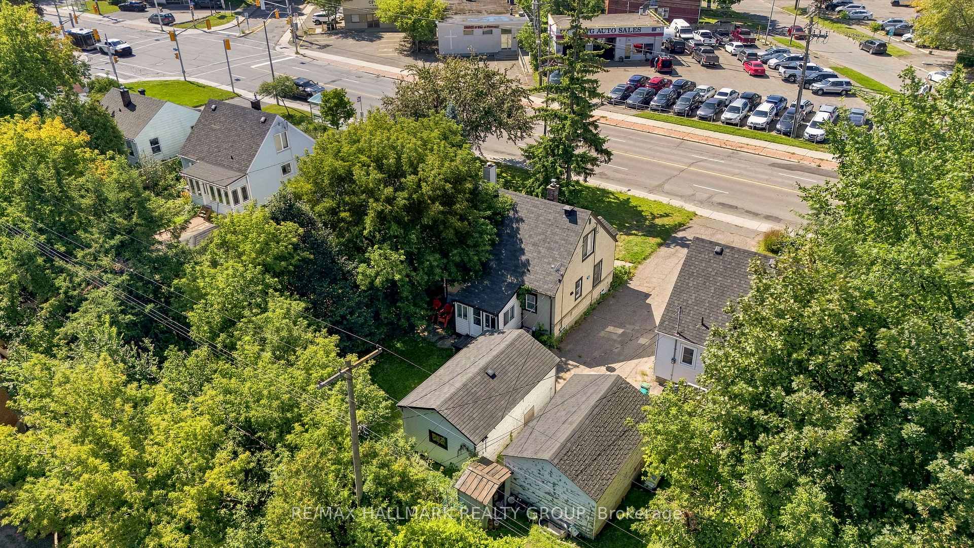Photo 34 of 929 Merivale Road, Ottawa, Carlington — HOMEH