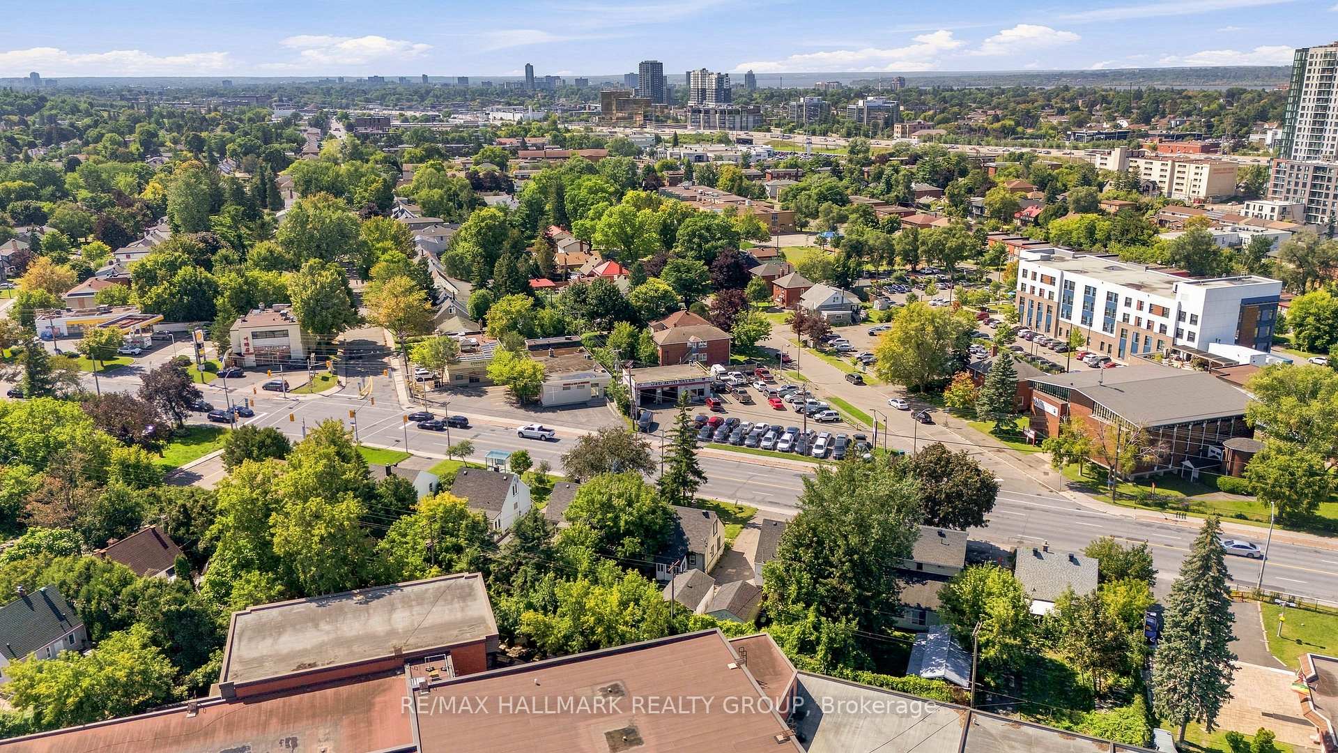 Photo 35 of 929 Merivale Road, Ottawa, Carlington — HOMEH