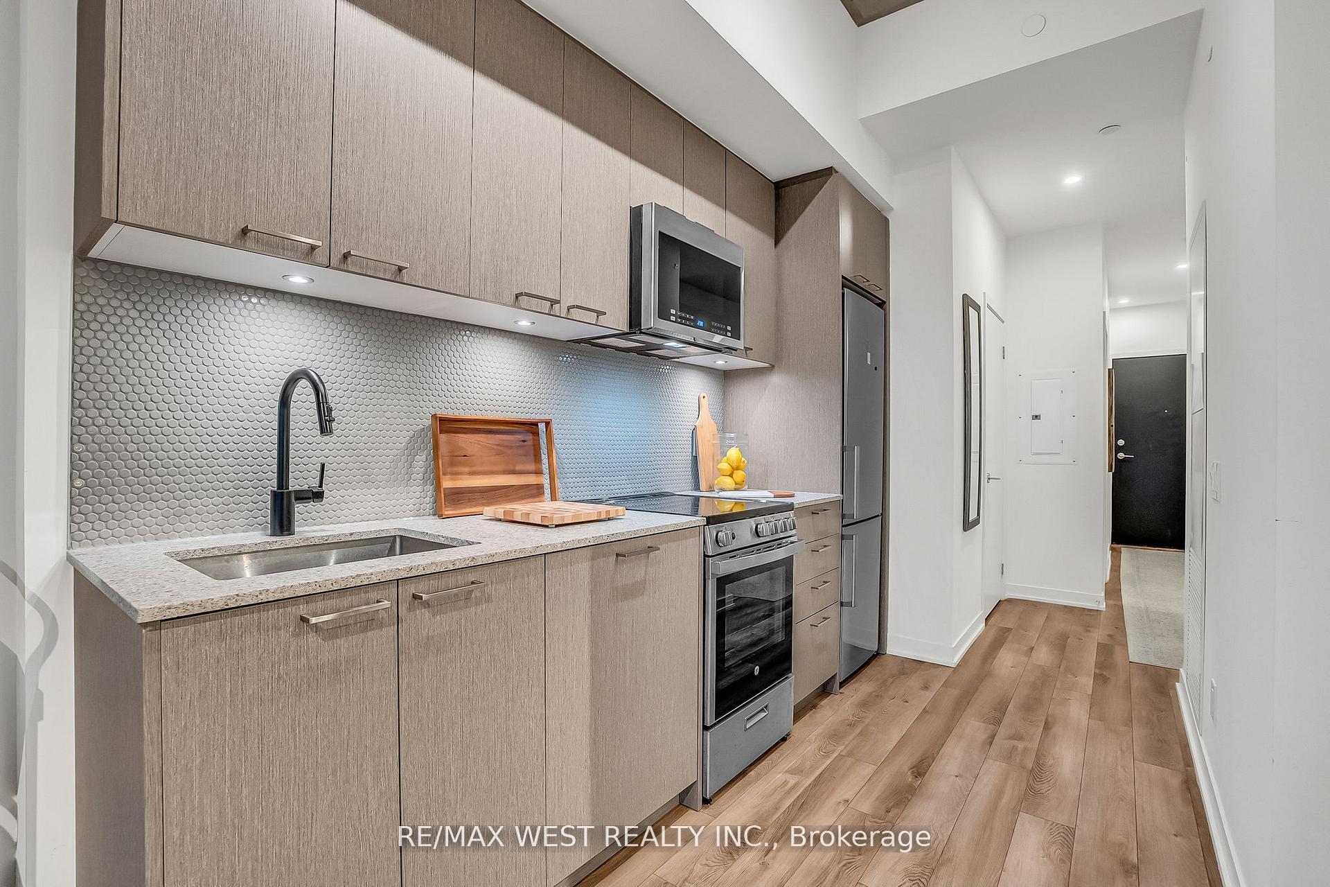 Photo 10 of Unit 617, 1808 St. Clair Avenue W, Toronto, Weston-Pellam Park — HOMEH