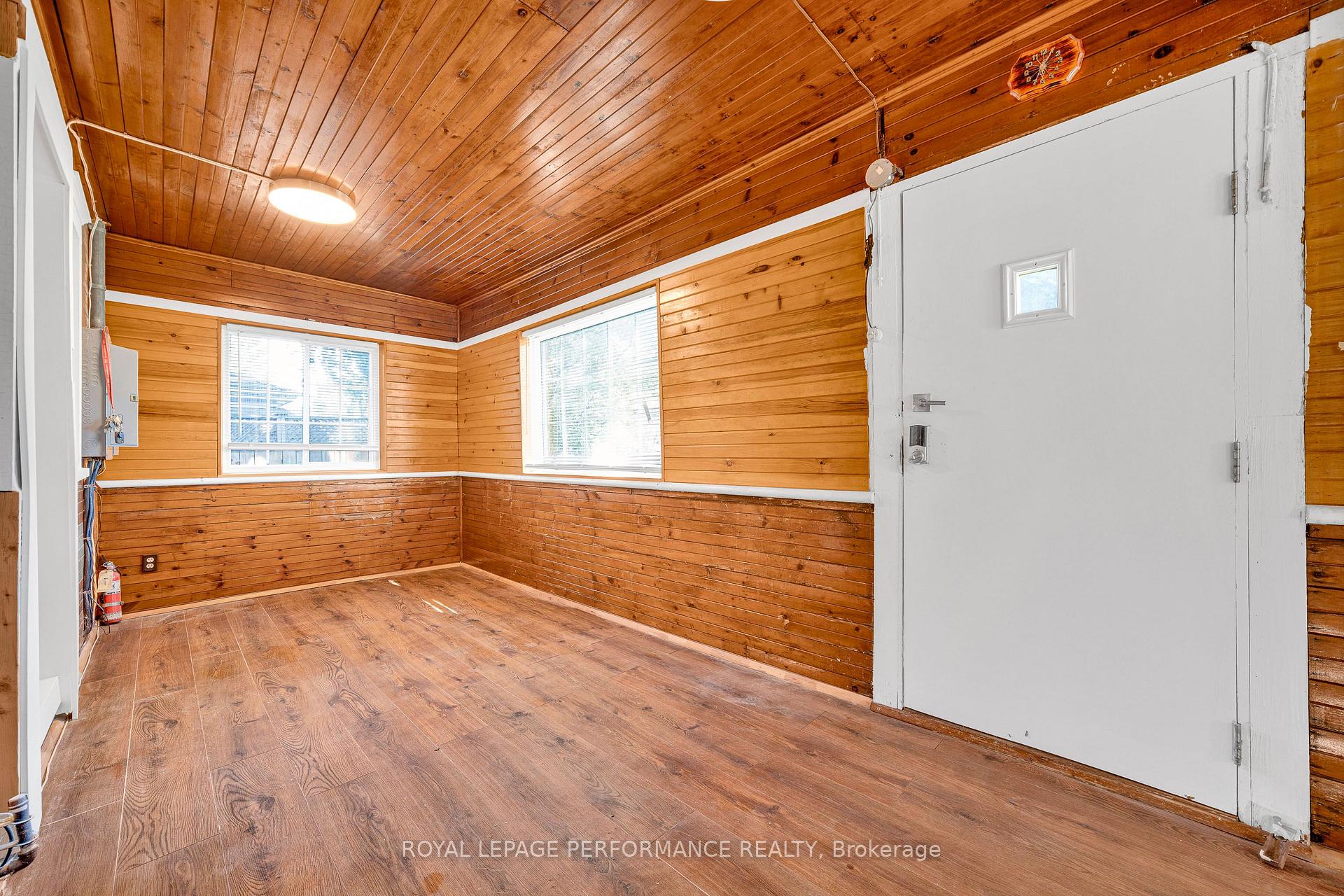 Photo 16 of 98 Boyce Avenue, Ottawa, Britannia — HOMEH