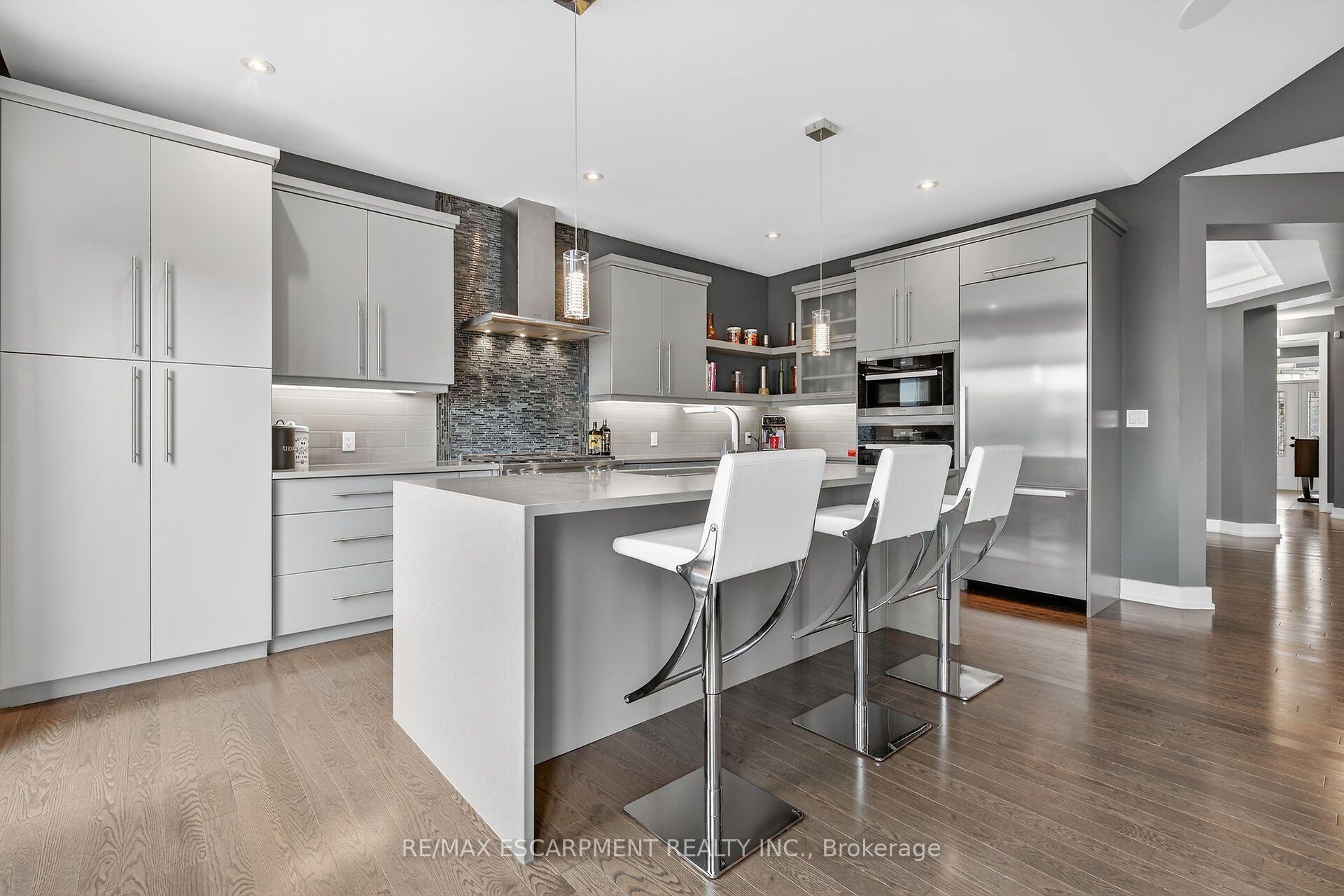 Photo 12 of 24 Chestnut Drive, Guelph/Eramosa, Rockwood — HOMEH