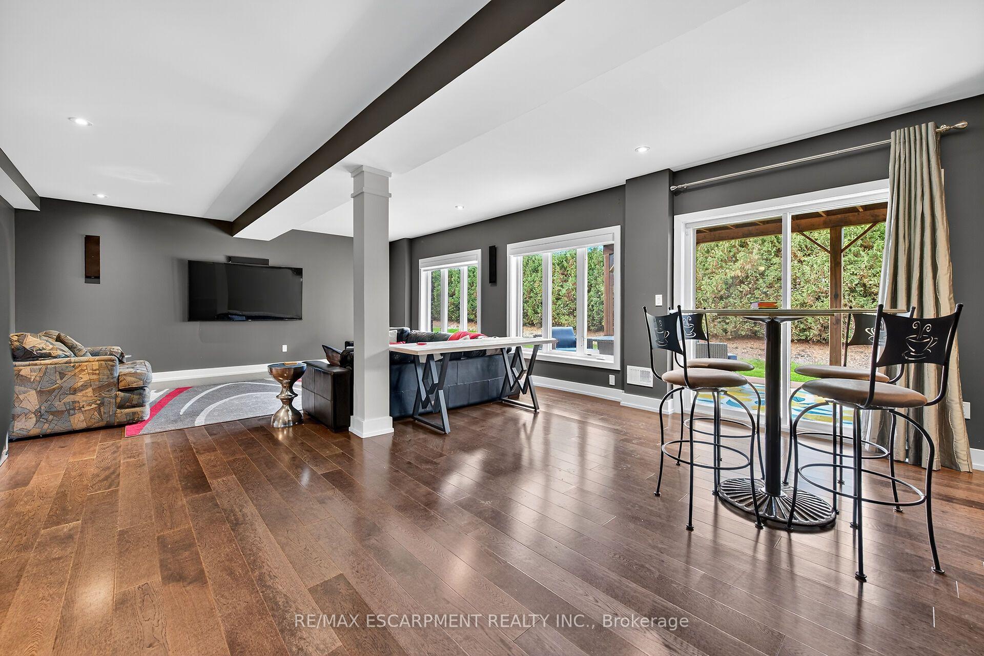 Photo 37 of 24 Chestnut Drive, Guelph/Eramosa, Rockwood — HOMEH