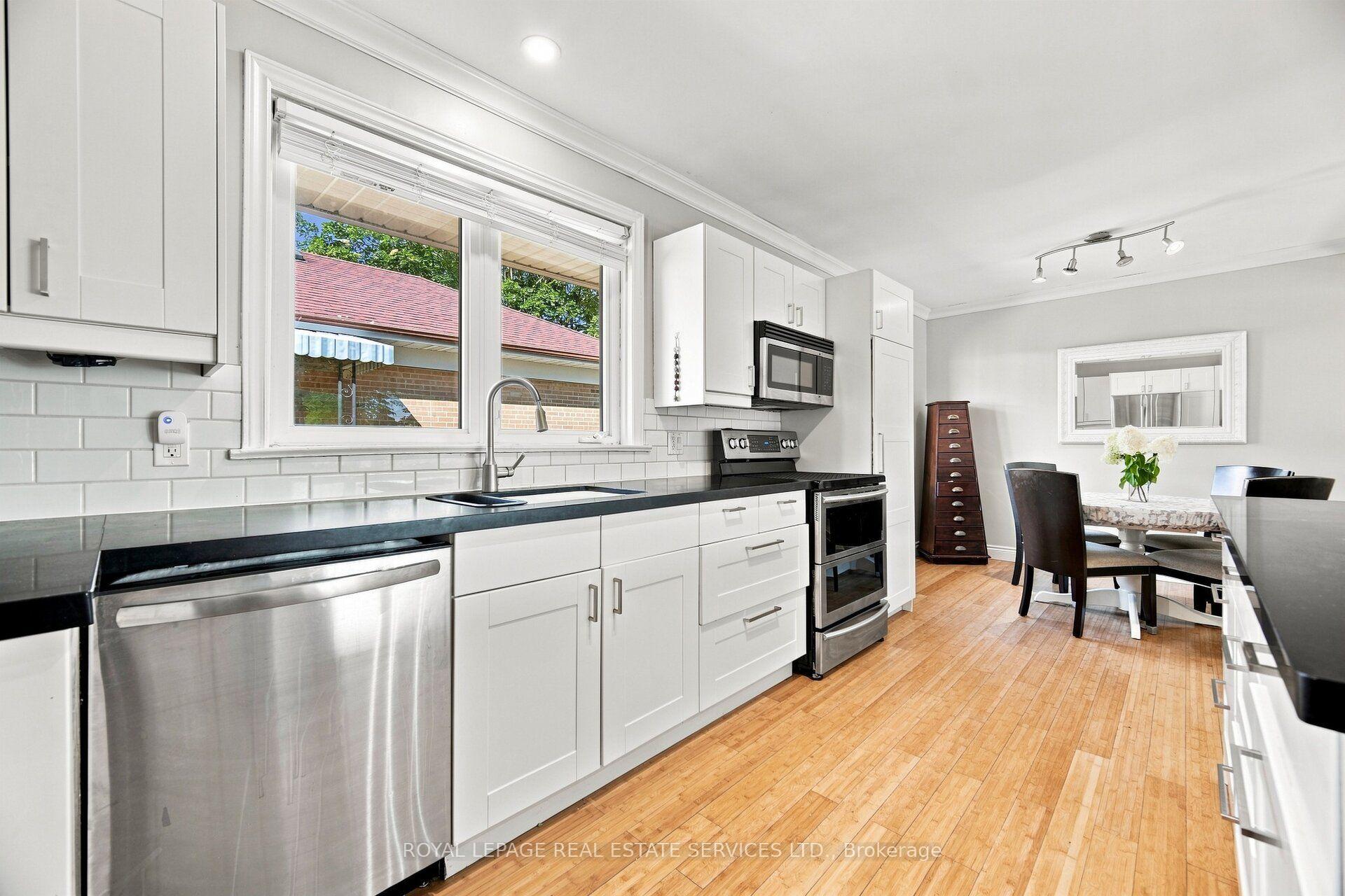 Photo 16 of 15 Velma Drive, Etobicoke, Stonegate-Queensway — HOMEH