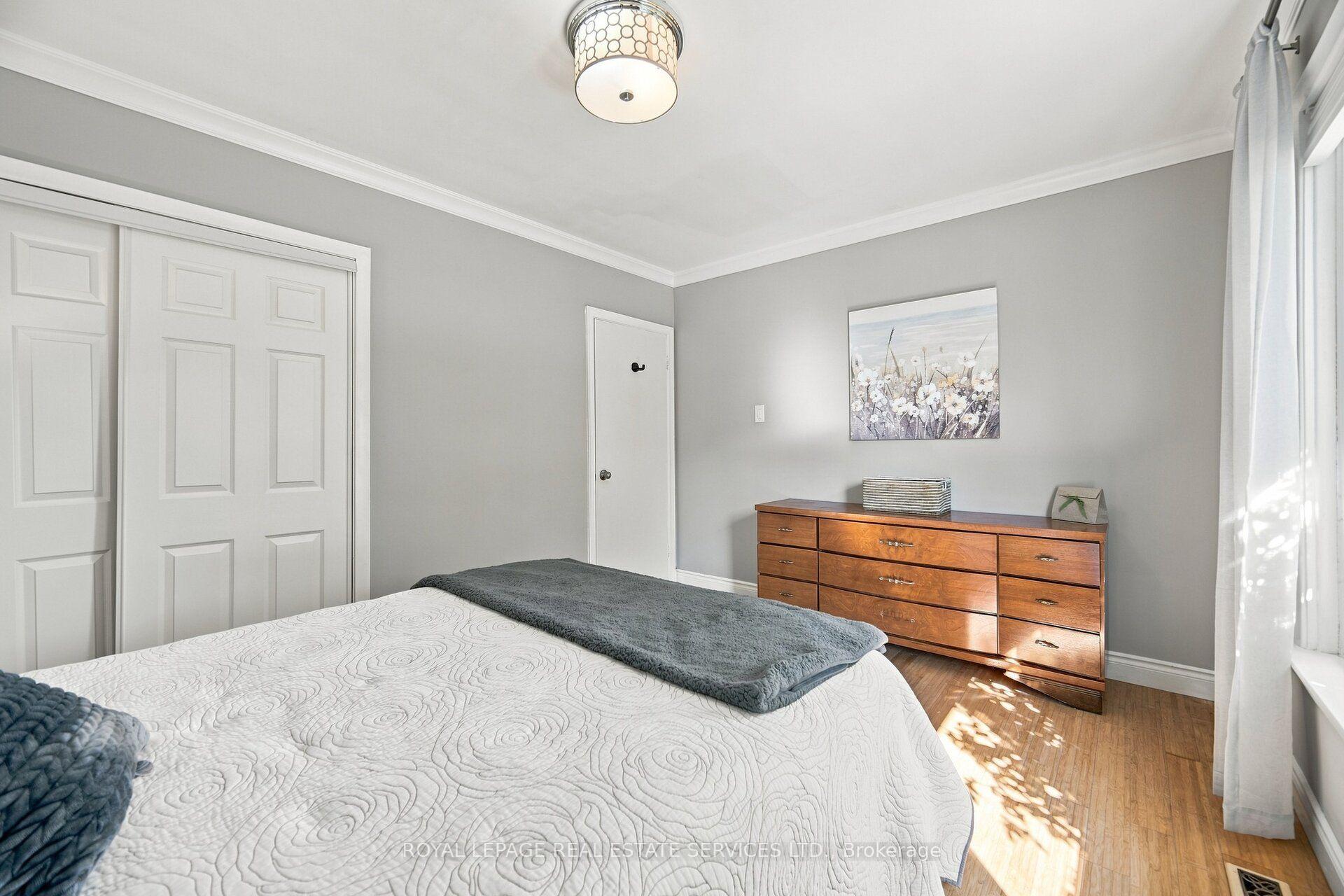 Photo 20 of 15 Velma Drive, Etobicoke, Stonegate-Queensway — HOMEH