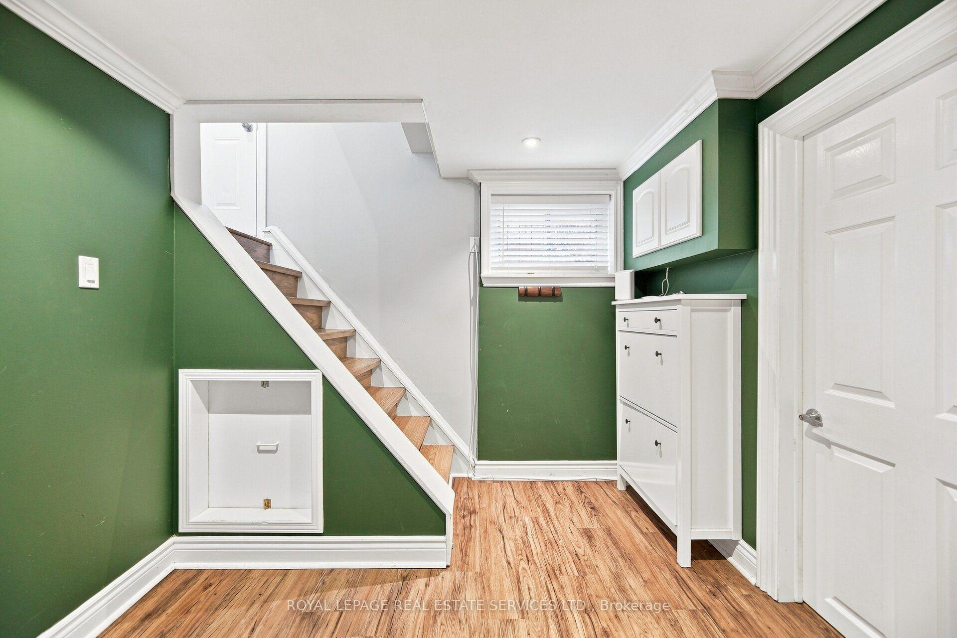 Photo 27 of 15 Velma Drive, Etobicoke, Stonegate-Queensway — HOMEH