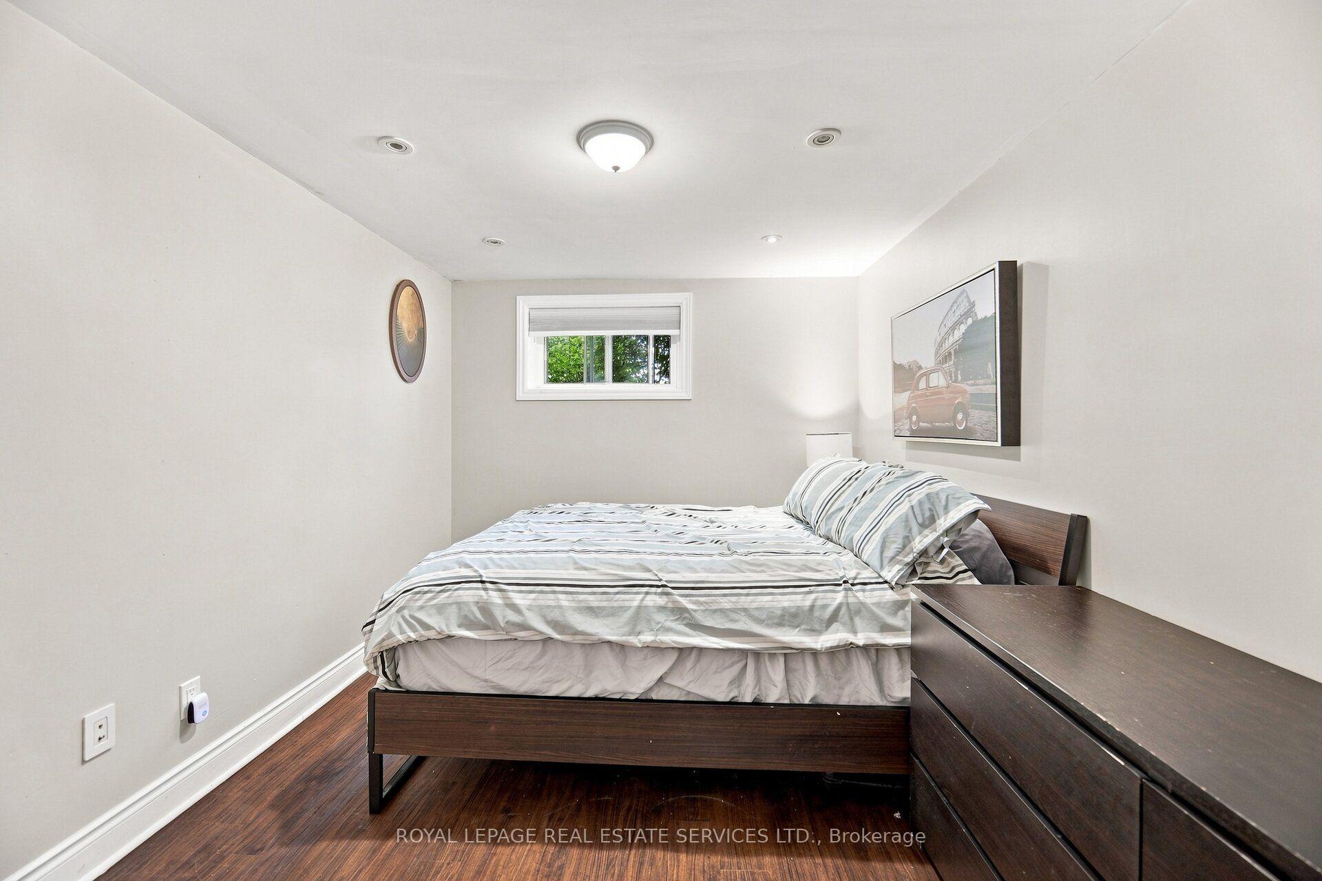 Photo 36 of 15 Velma Drive, Etobicoke, Stonegate-Queensway — HOMEH