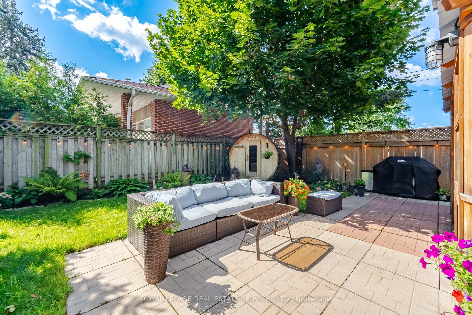 Photo 43 of 15 Velma Drive, Etobicoke, Stonegate-Queensway — HOMEH