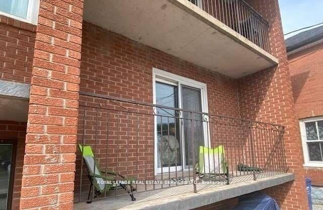 Photo 2 of Unit 4, 10 Main Street S, Halton Hills, Georgetown — HOMEH