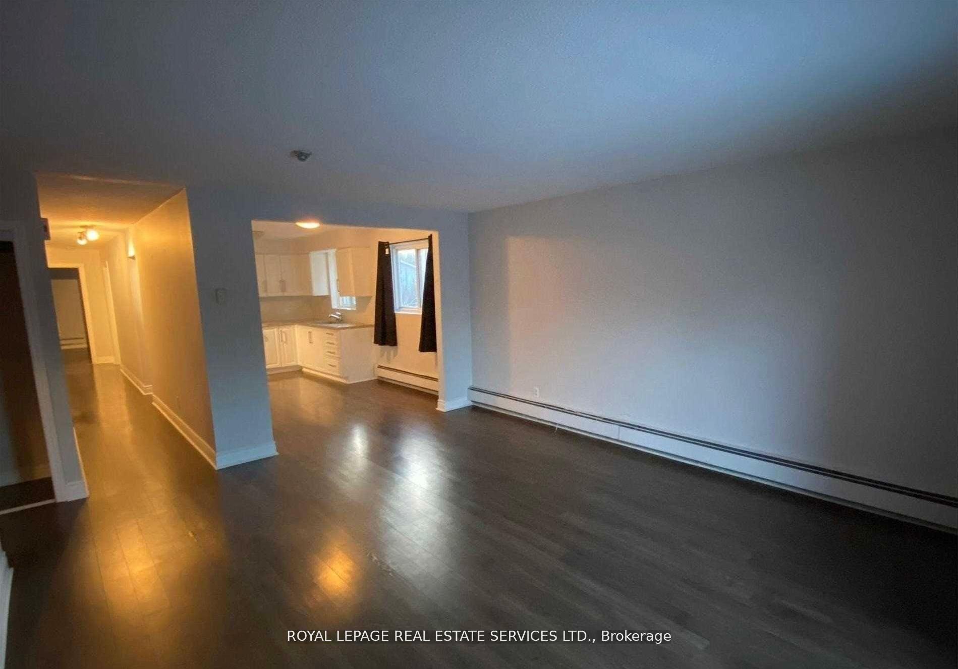 Photo 4 of Unit 4, 10 Main Street S, Halton Hills, Georgetown — HOMEH