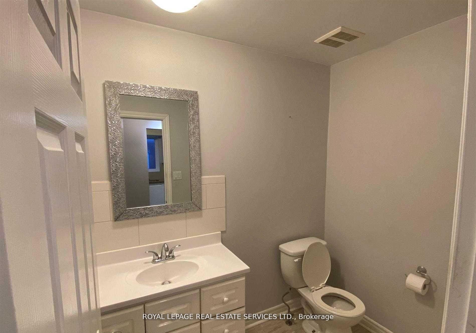 Photo 14 of Unit 4, 10 Main Street S, Halton Hills, Georgetown — HOMEH