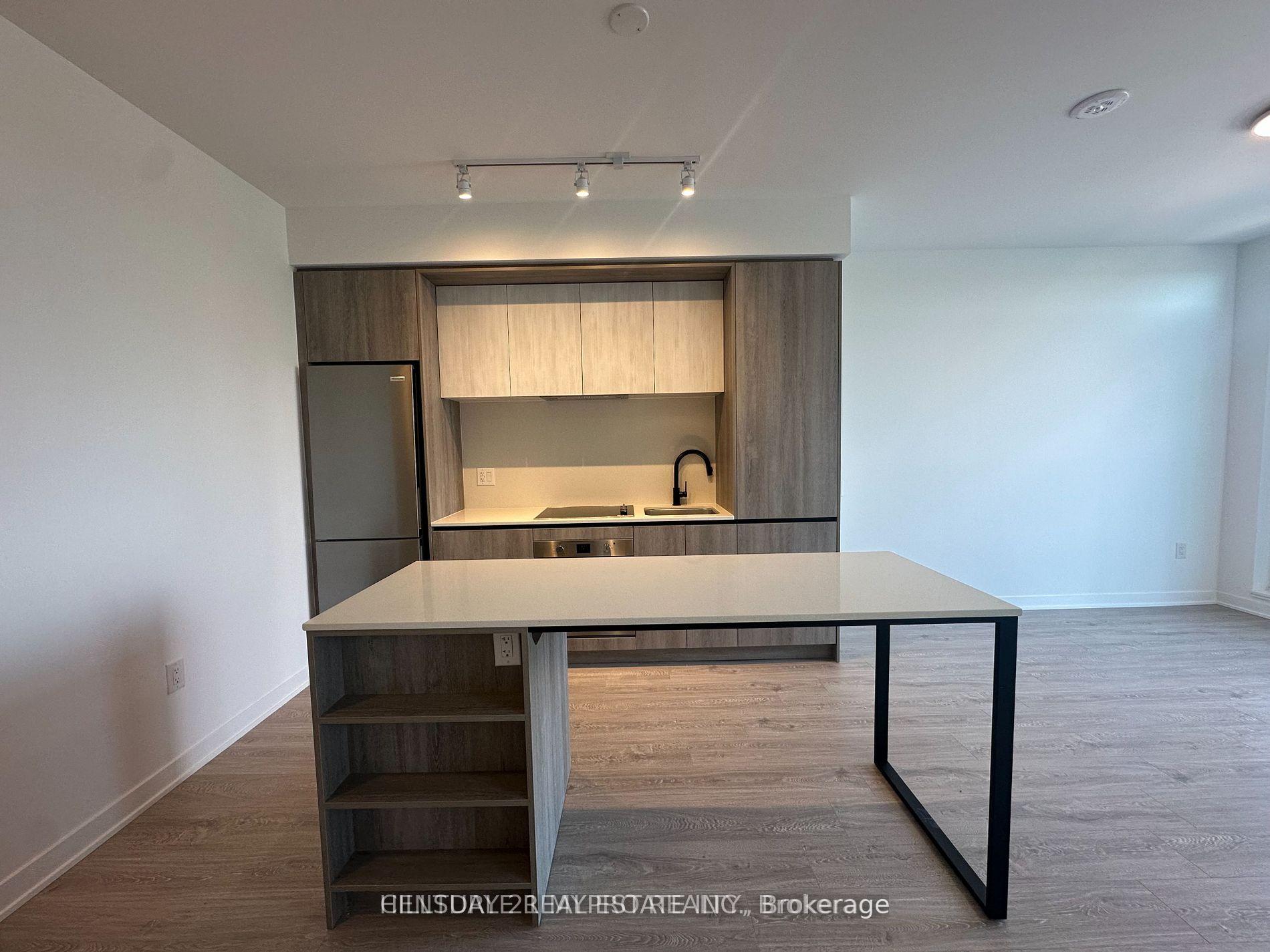 Front of Unit 808, 2495 Eglinton Avenue W