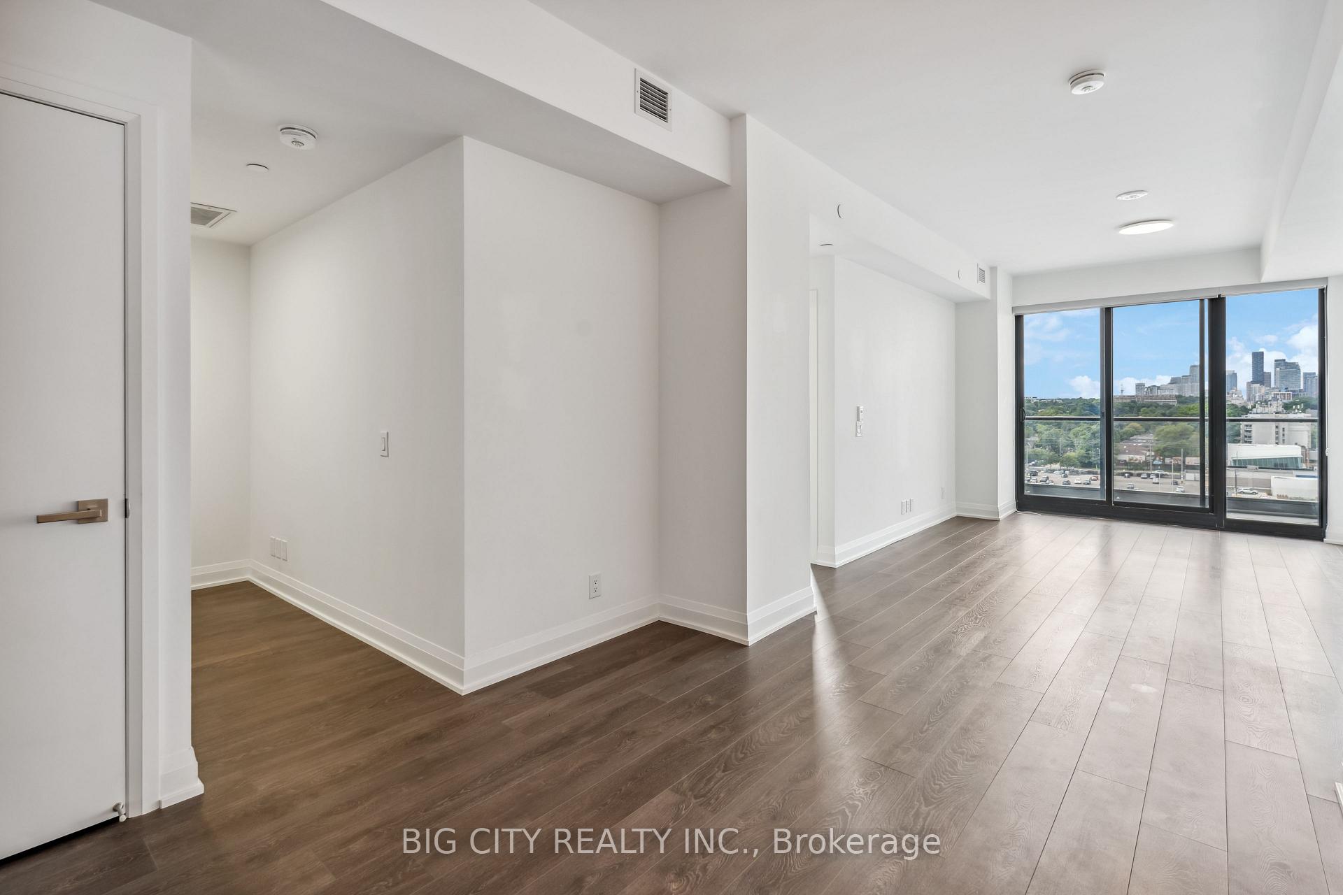 Photo 11 of Unit 905, 33 Frederick Todd Way, Toronto, Thorncliffe Park — HOMEH