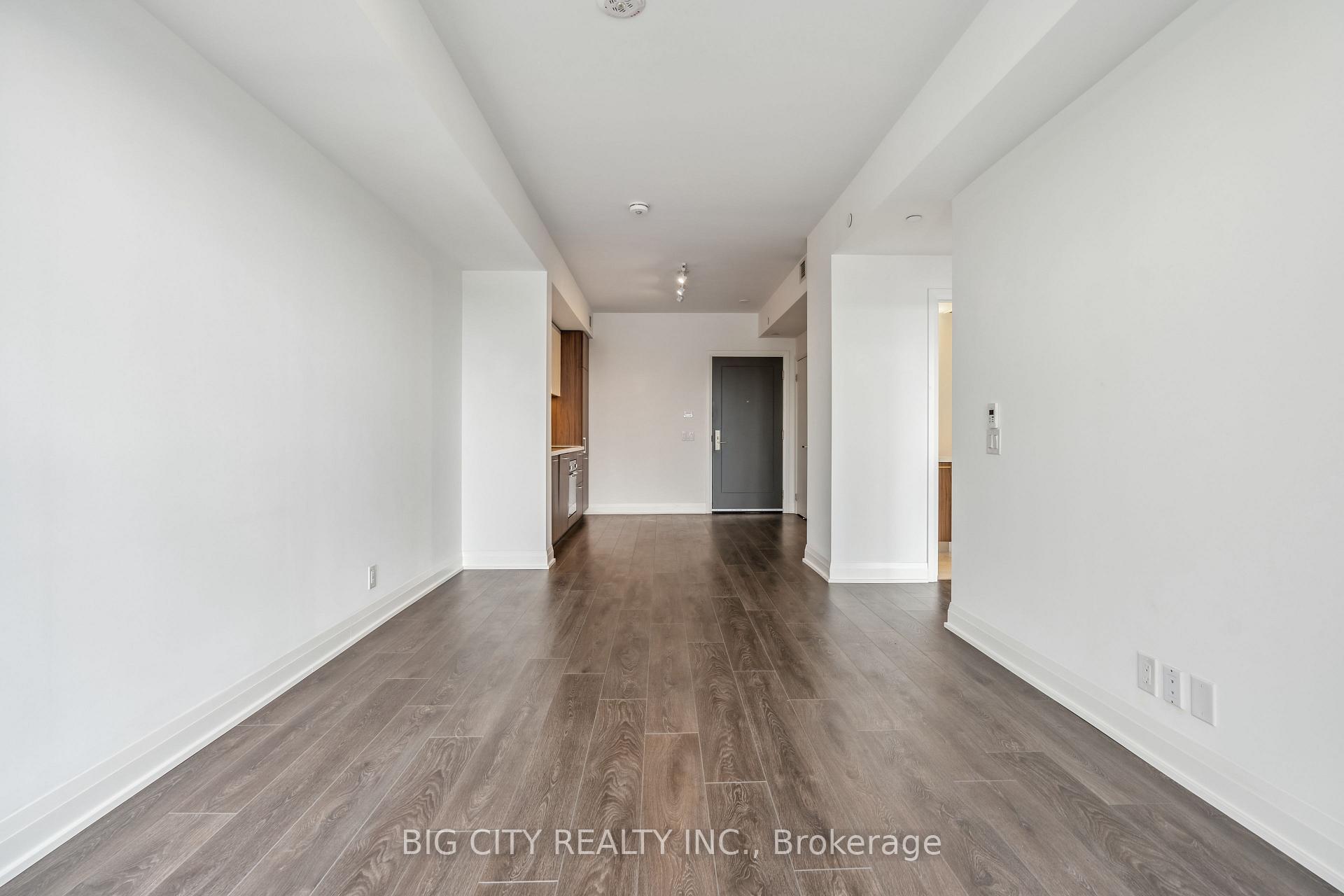 Photo 14 of Unit 905, 33 Frederick Todd Way, Toronto, Thorncliffe Park — HOMEH
