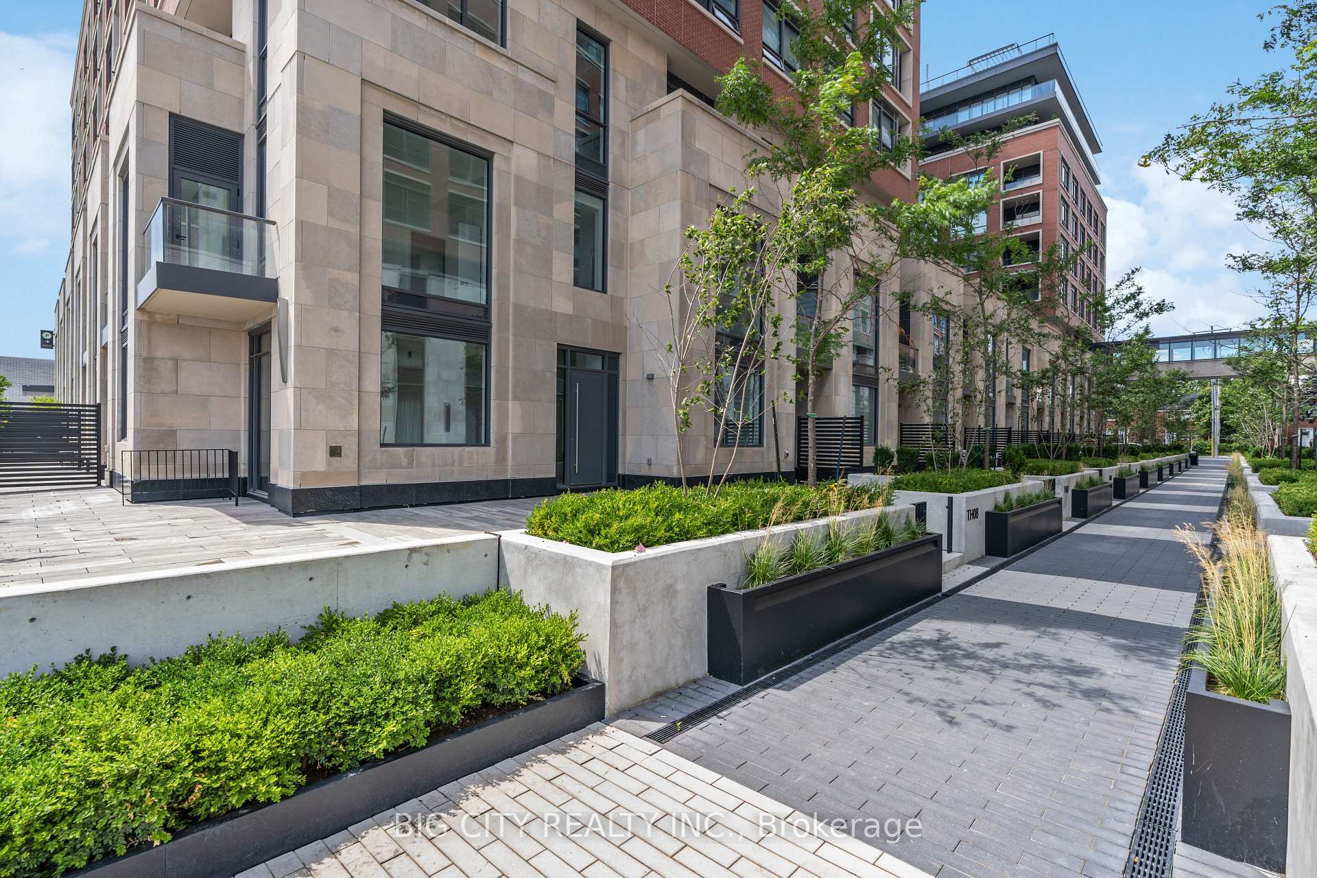 Photo 22 of Unit 905, 33 Frederick Todd Way, Toronto, Thorncliffe Park — HOMEH