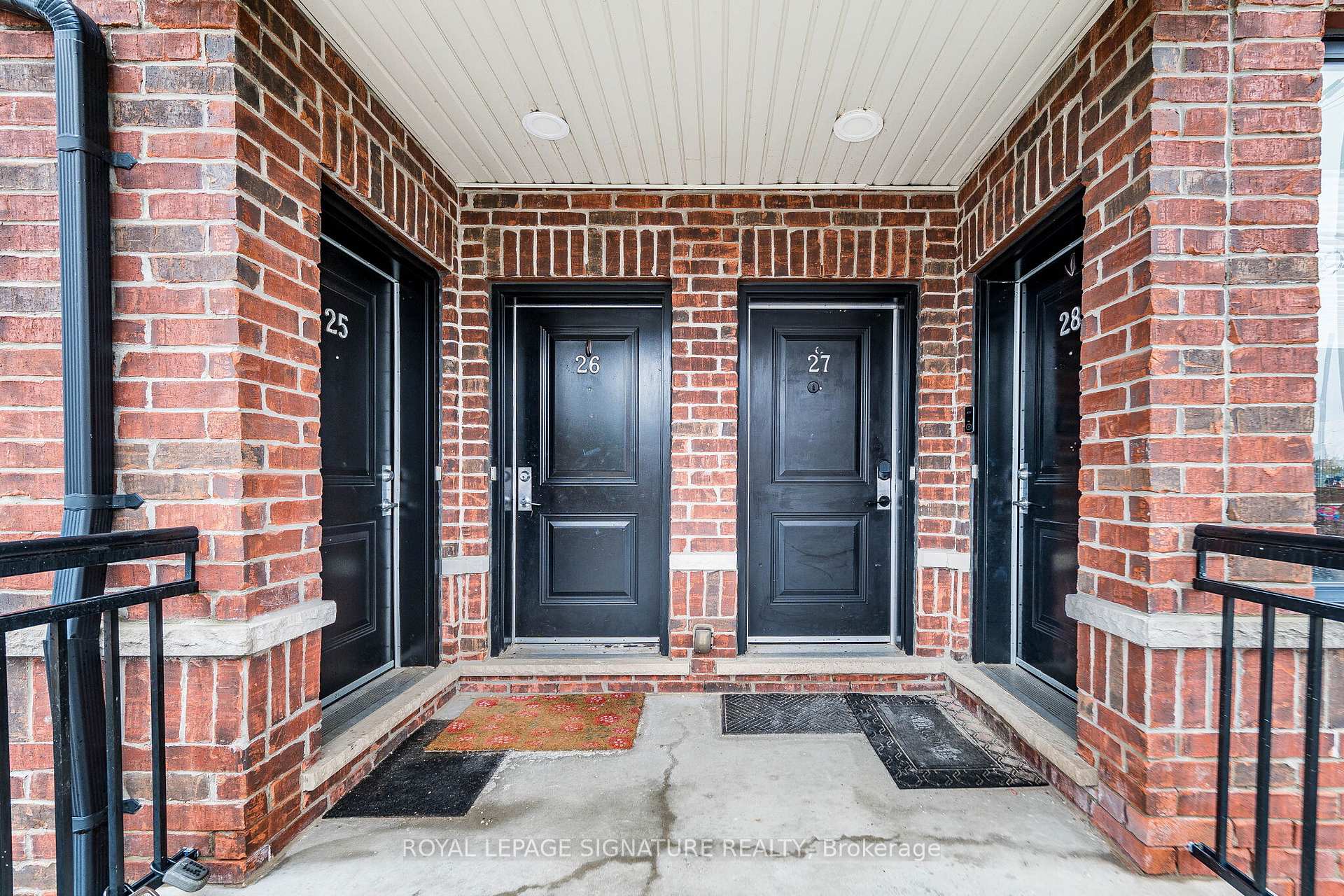 Photo 4 of Unit 27, 120 Twenty Fourth Street, Etobicoke, Long Branch — HOMEH