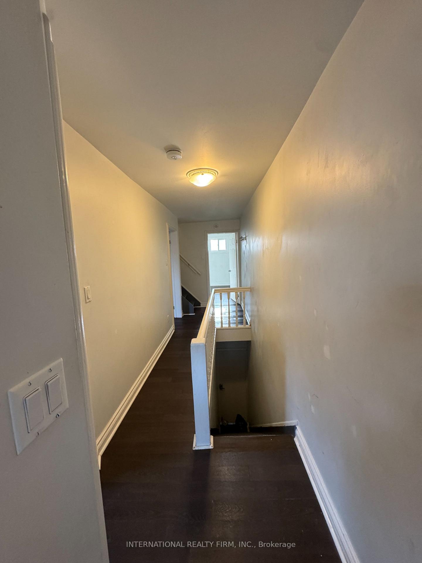 Photo 18 of Unit 2, 161 Montrose Avenue, Toronto, Trinity-Bellwoods — HOMEH